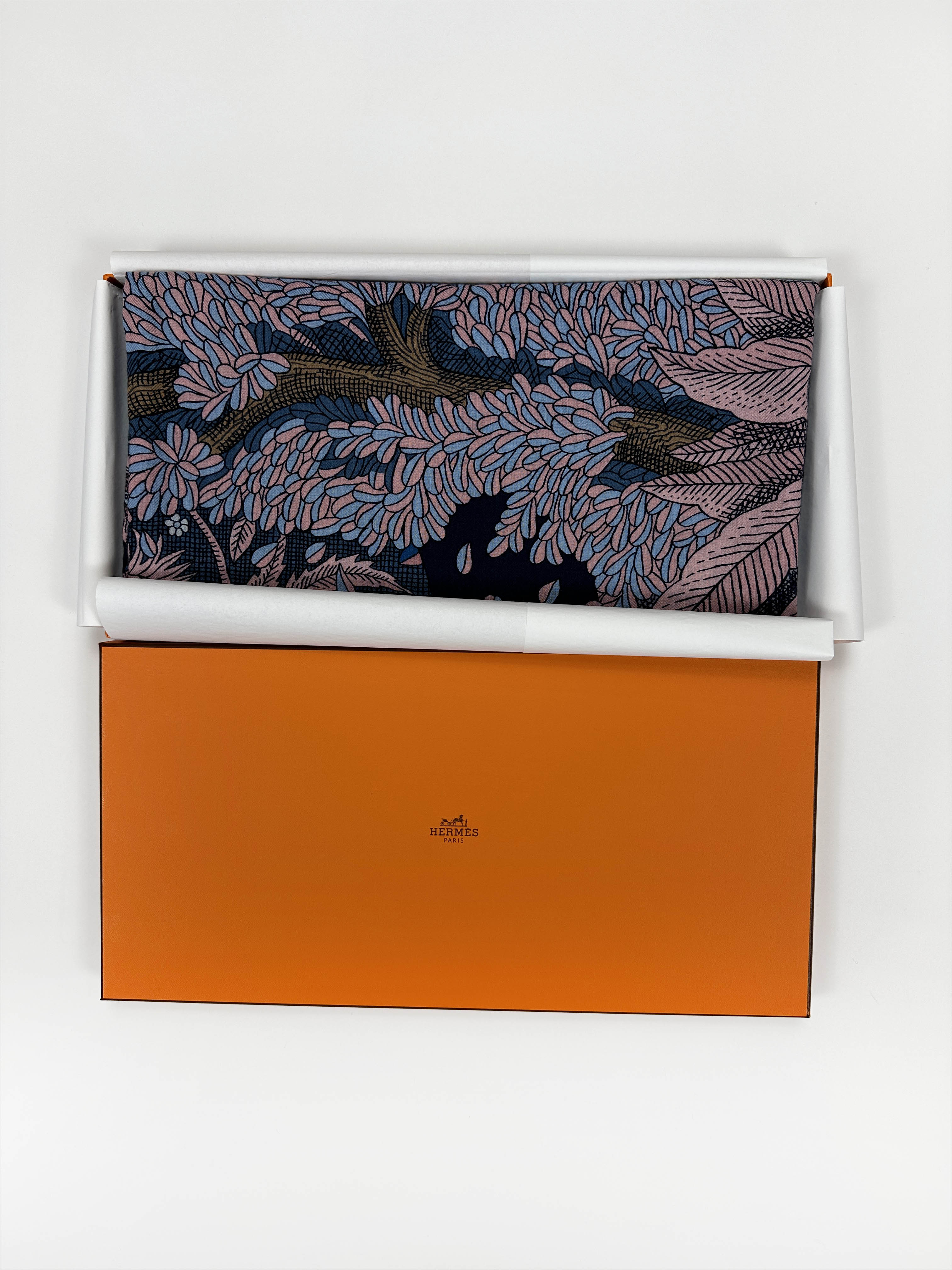 Hermès Act III, Scene I, La Clairiere Cashmere Silk 140