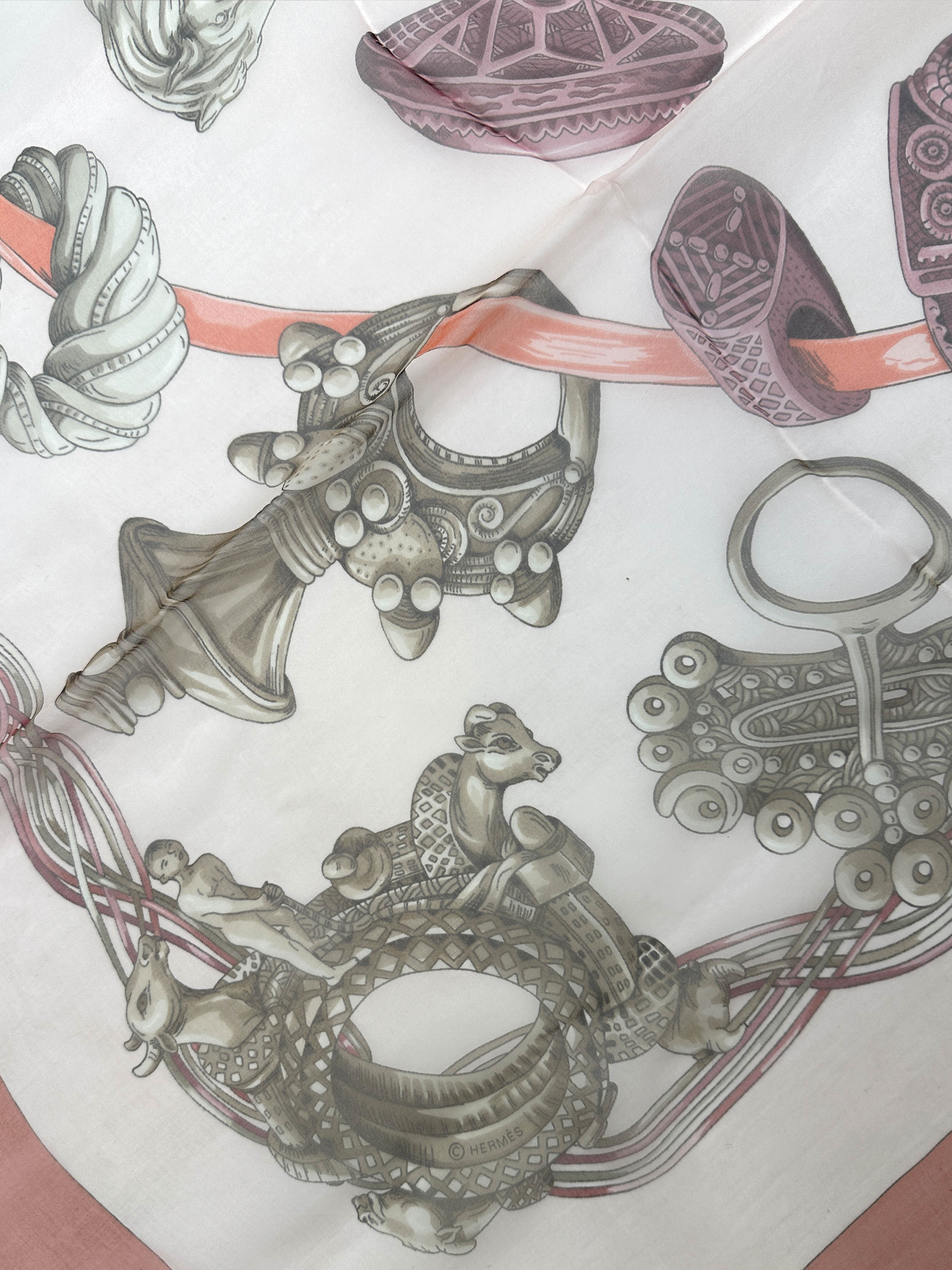 Hermès Alliances du Monde Mousseline 140