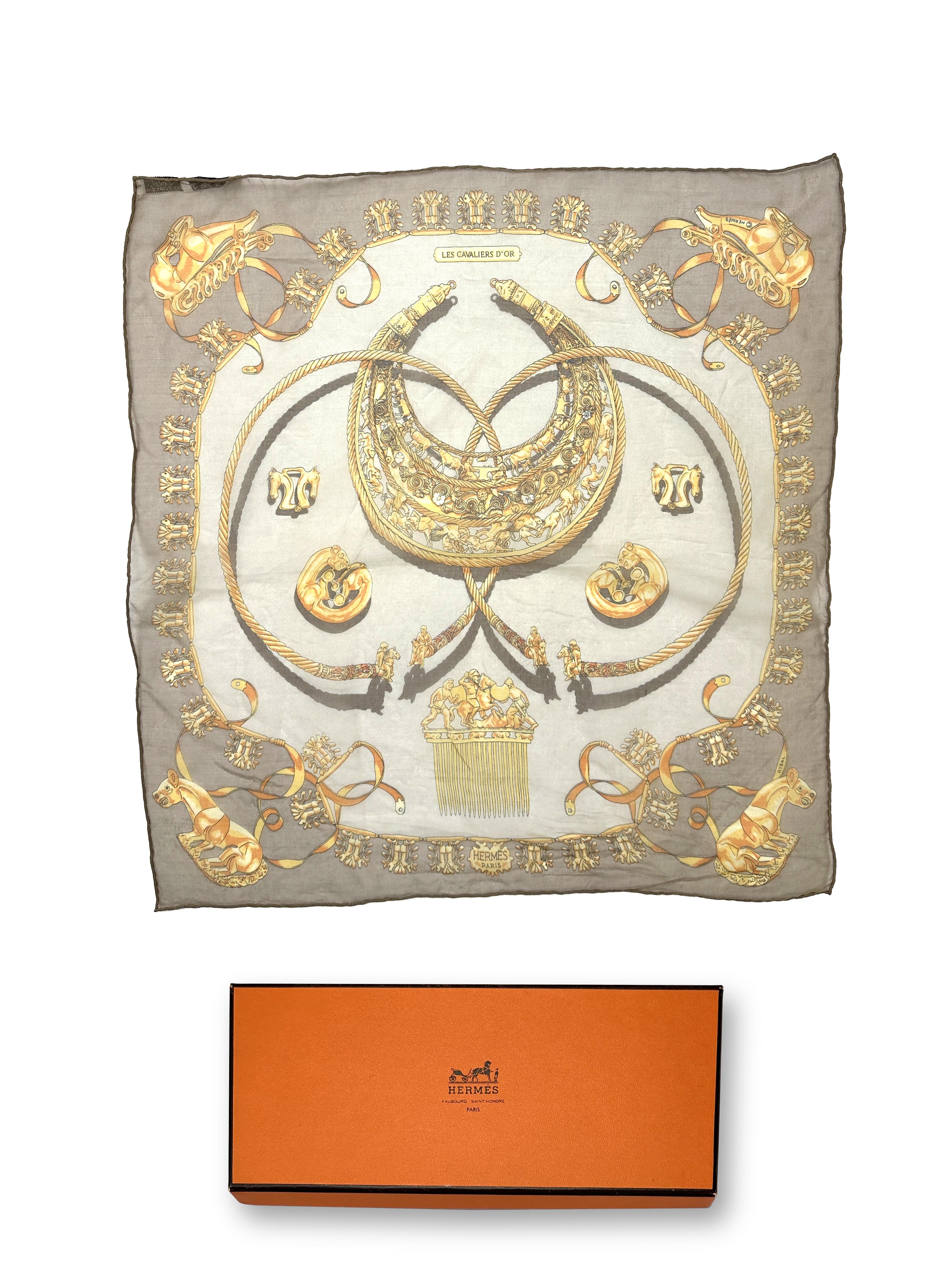 Hermès Les Cavaliers d'Or Mousseline 45