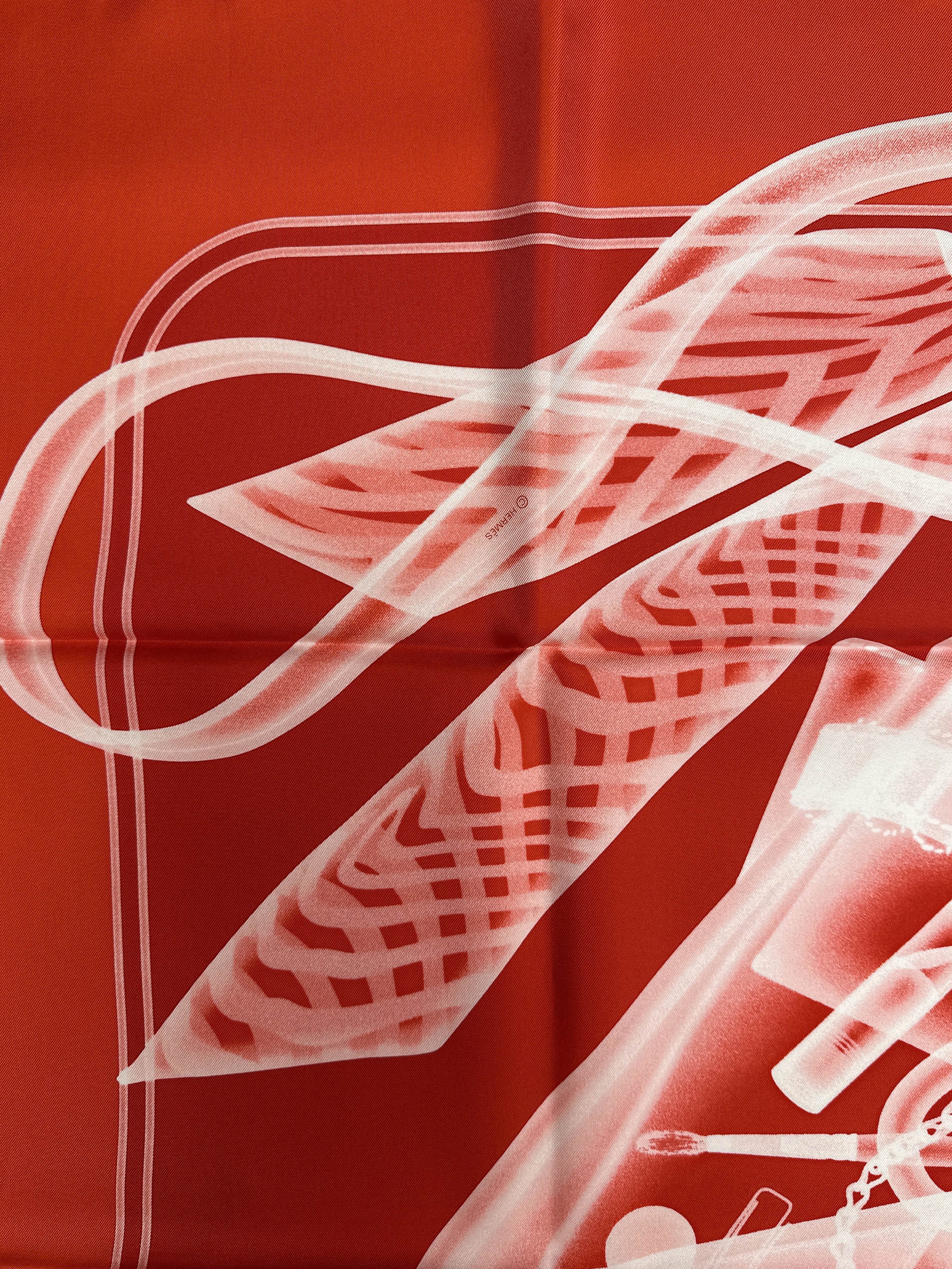 Hermès Please, Check in 90