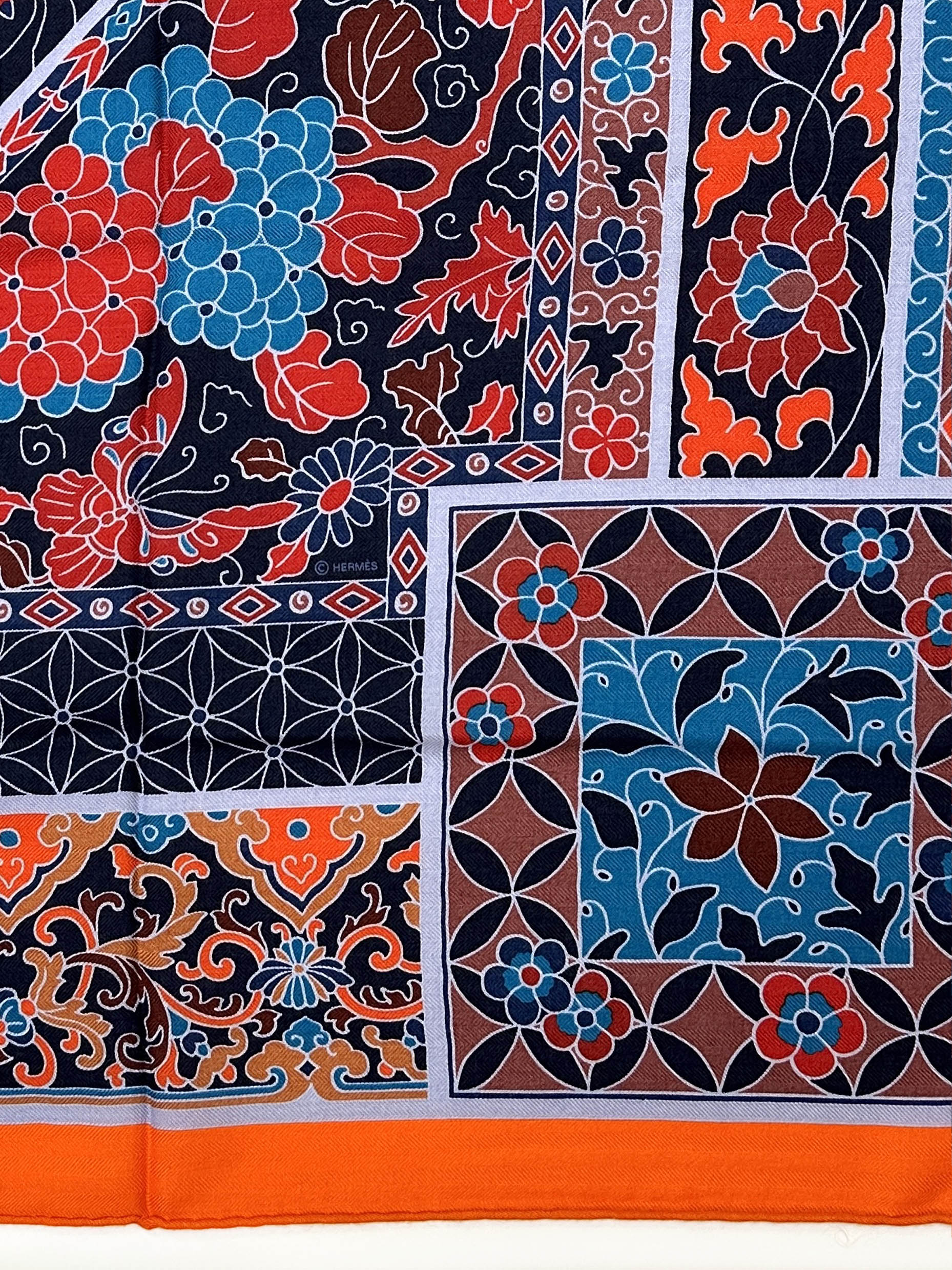 Hermès Collections Imperiales Cashmere Silk 140