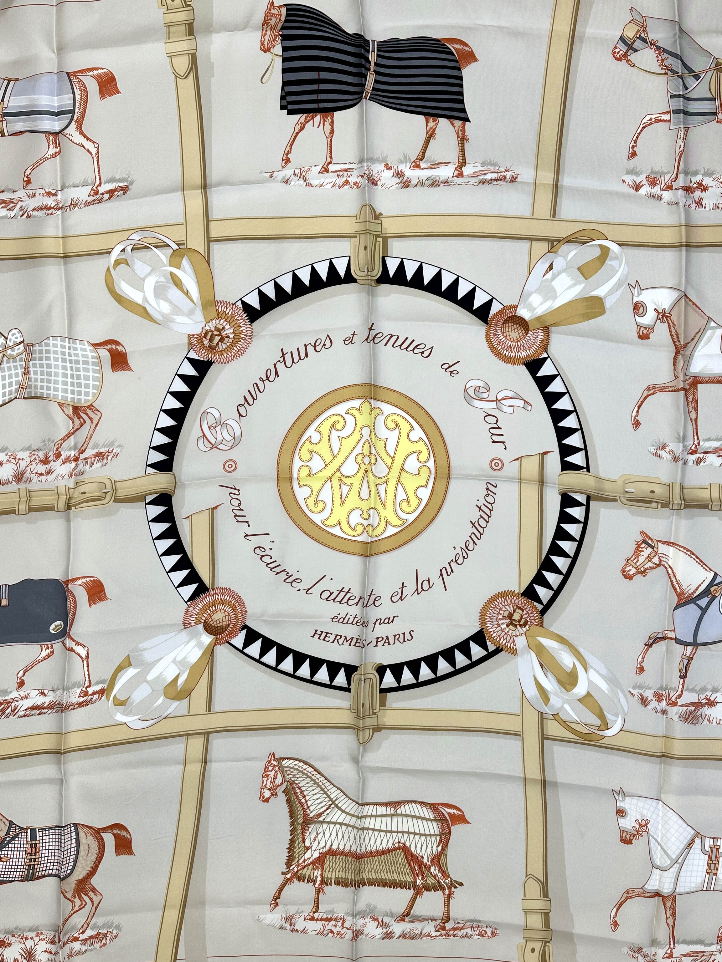 Hermès Couvertures et Tenues de Jour Silk 140