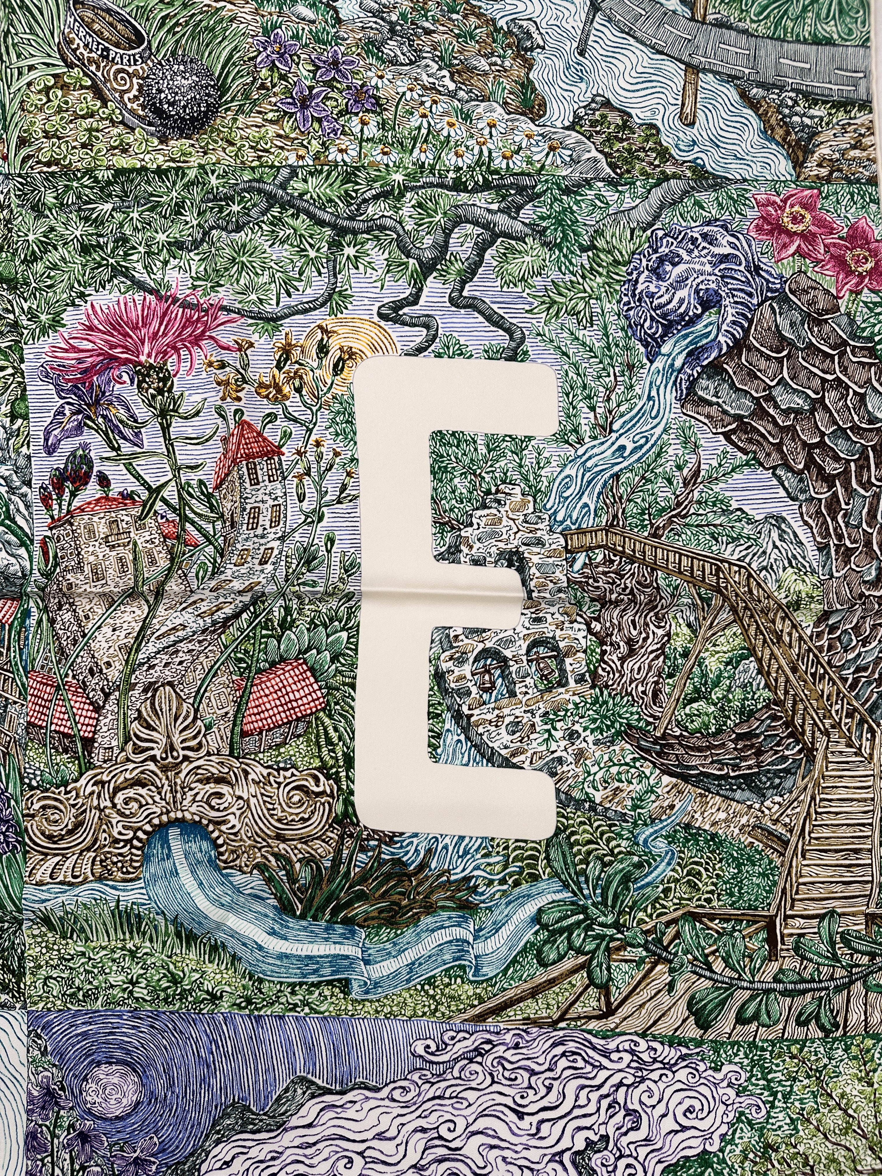 Hermès Eleftheria Silk 140