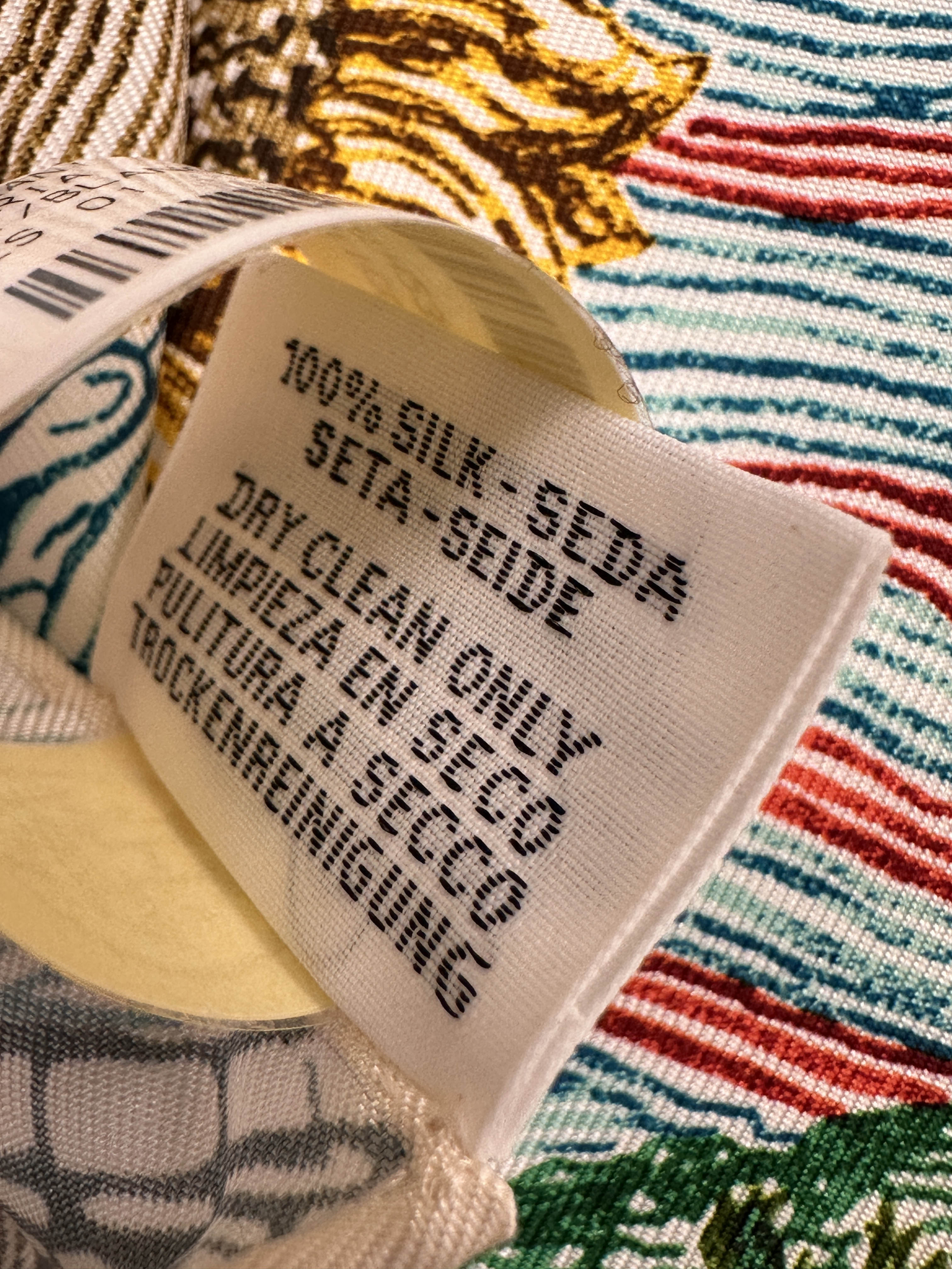 Hermès Eleftheria Silk 140