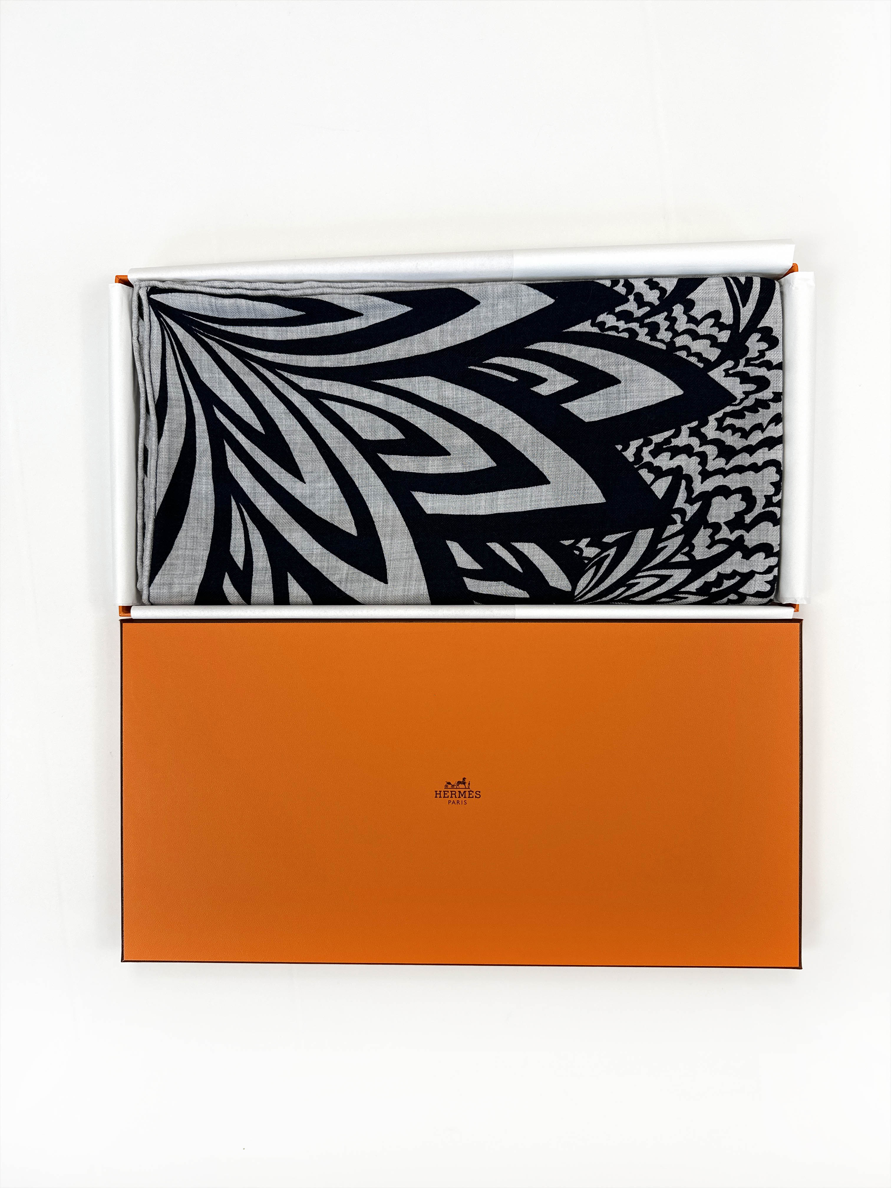 Hermès The Three Graces Cashmere Silk 140