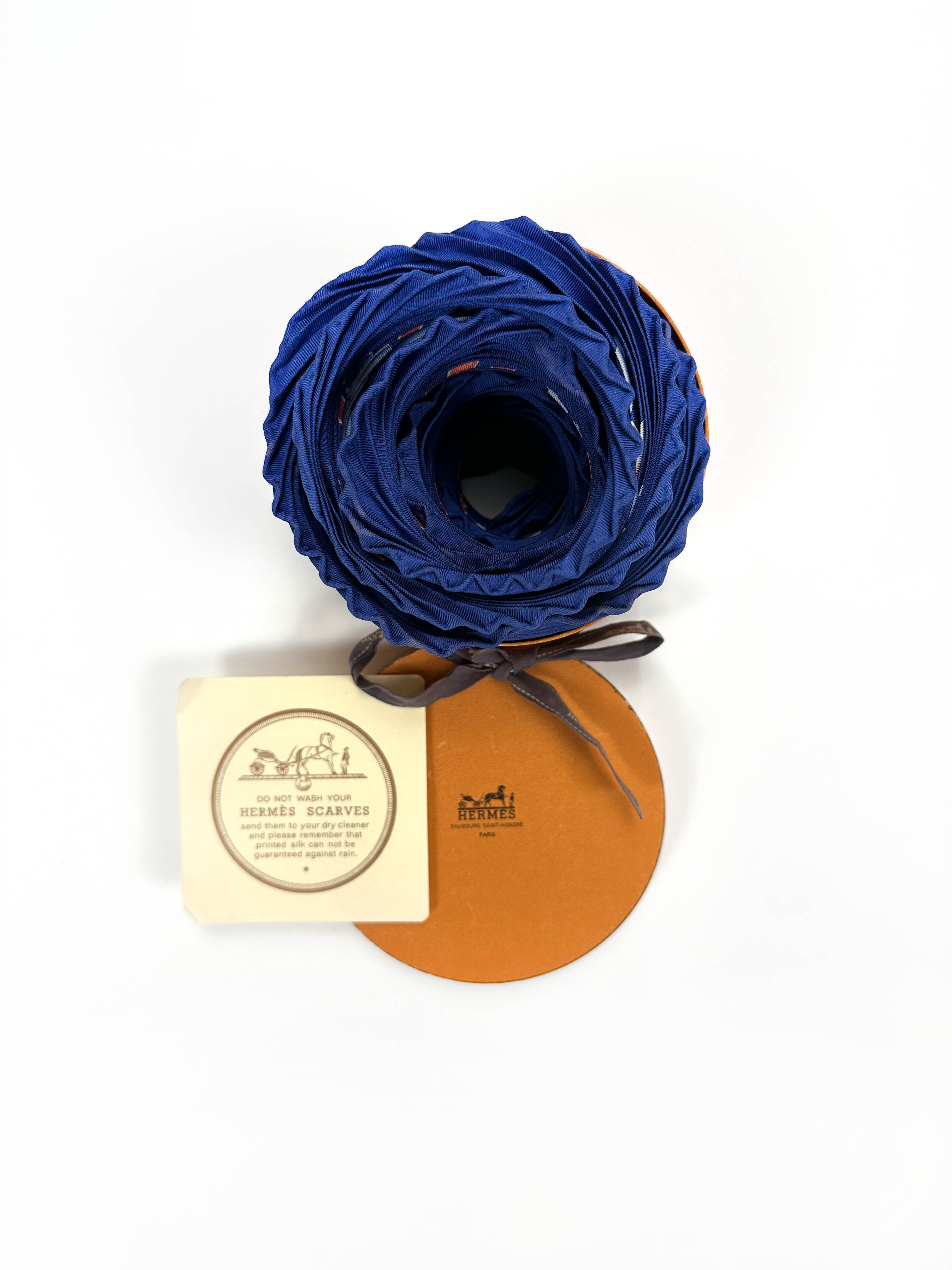 Hermès Tigres Dans Les Herbes Plissé 90