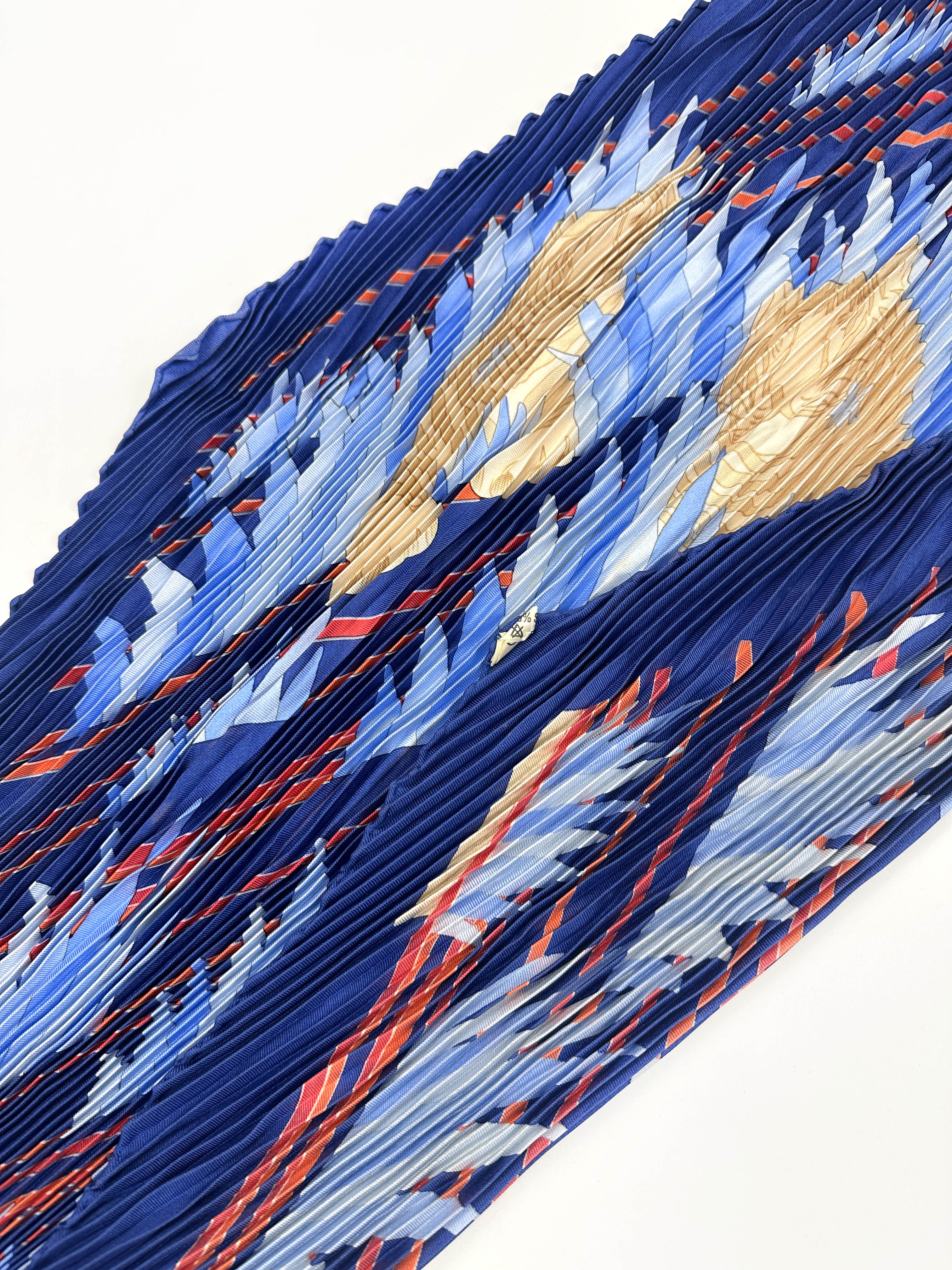 Hermès Tigres Dans Les Herbes Plissé 90