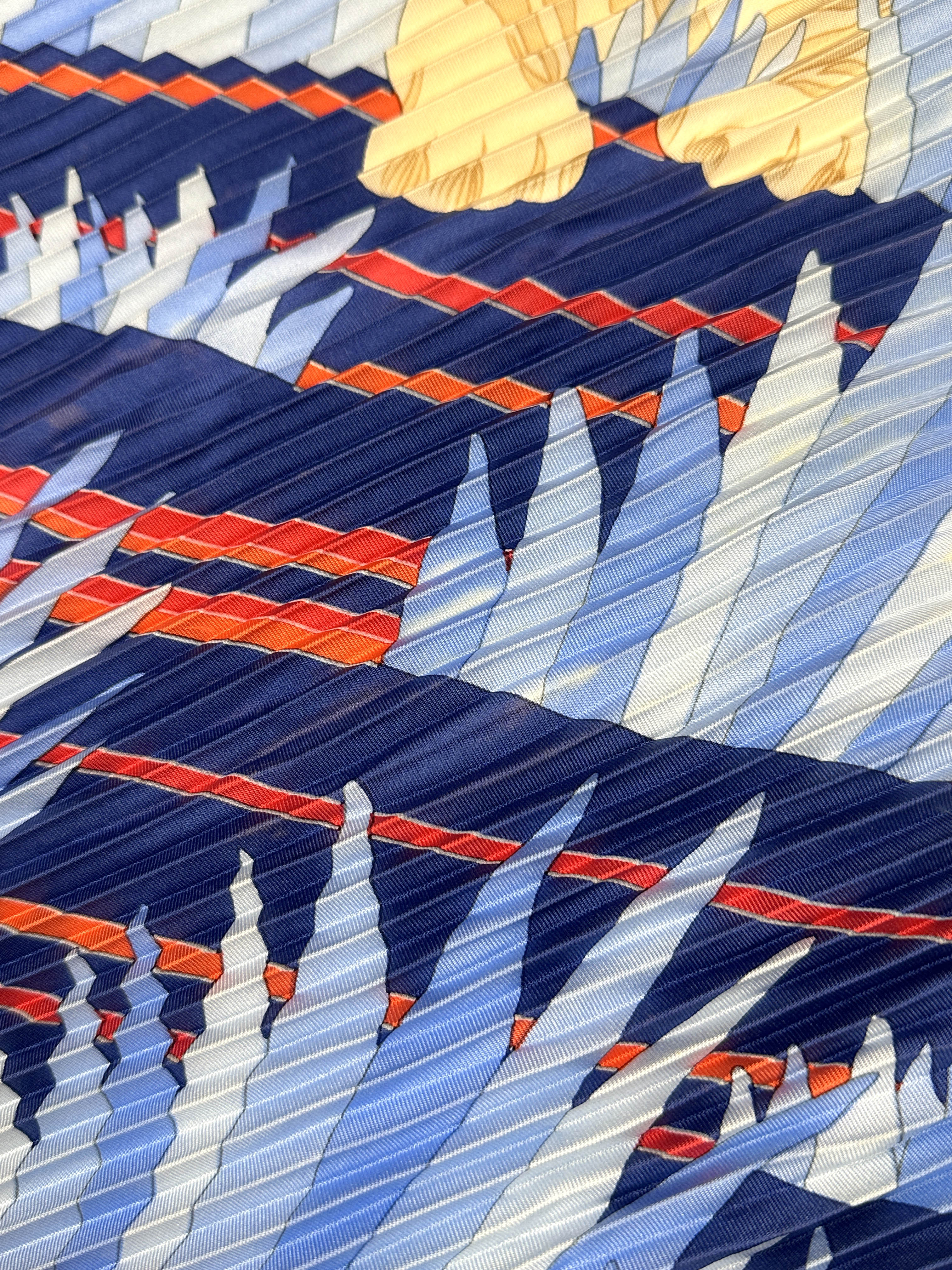 Hermès Tigres Dans Les Herbes Plissé 90