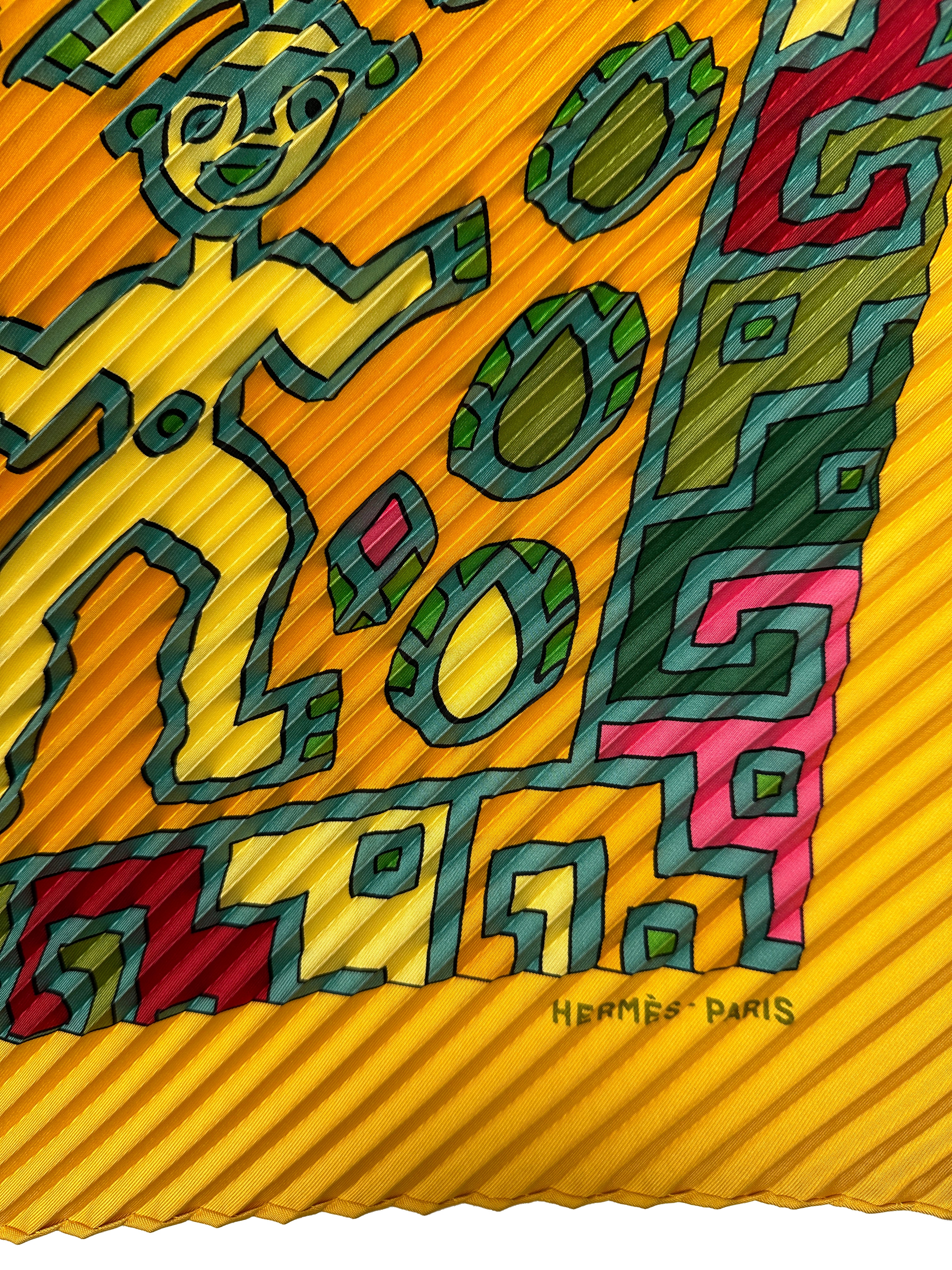 Hermès Huaca Piru II Plissé 90