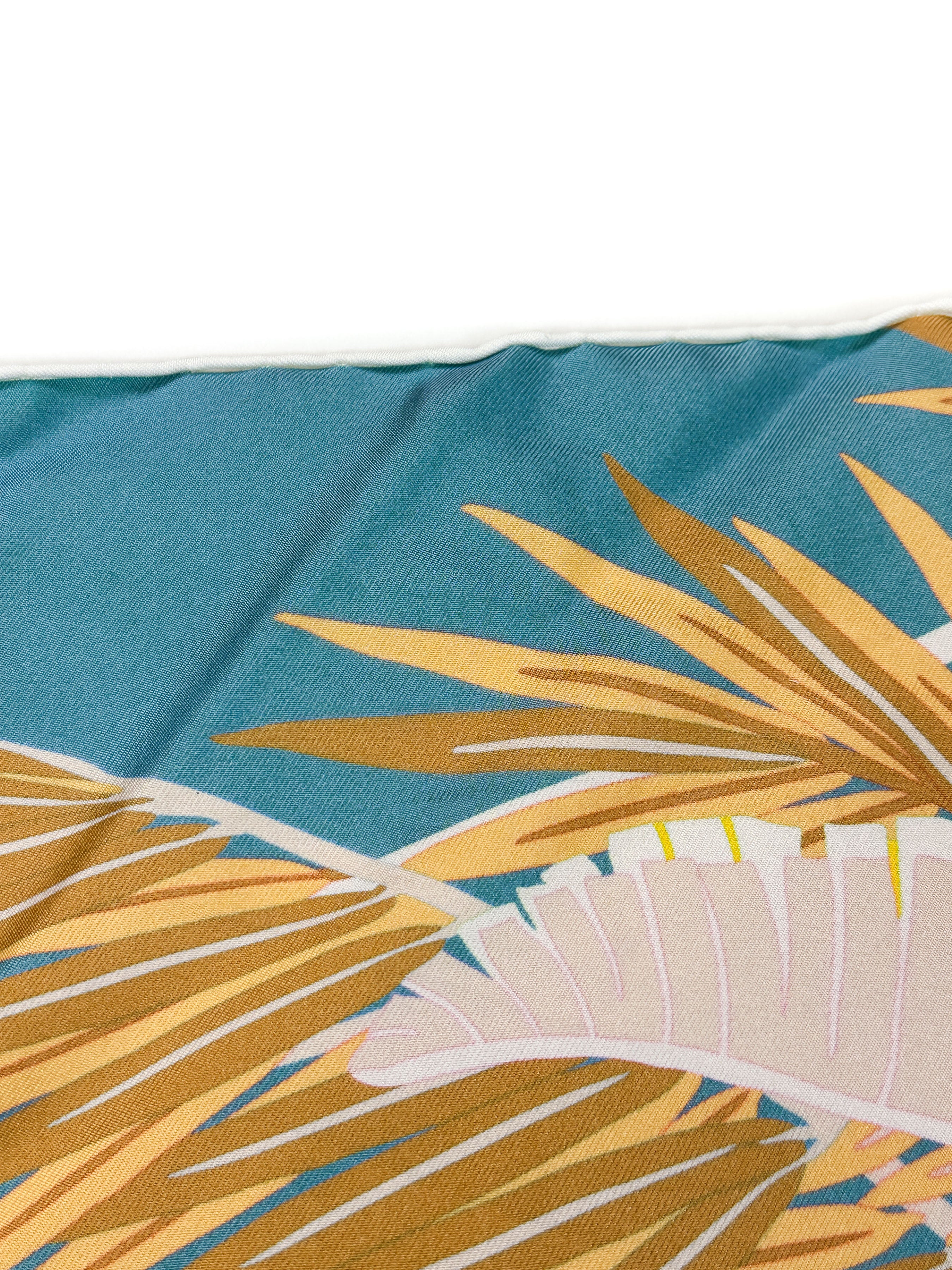 Hermès Douze Leopards Double Face 90