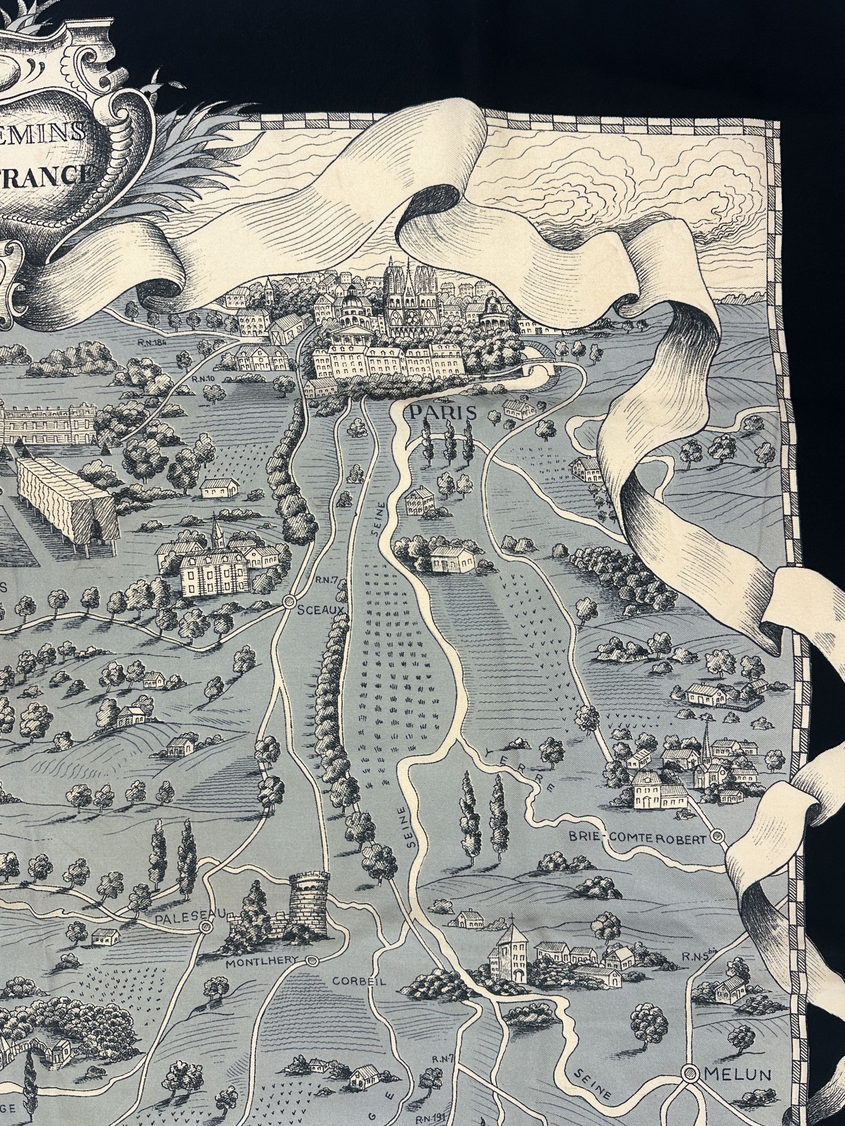 Hermès Les Chemins de l'Île de France 90 *C. 1952*