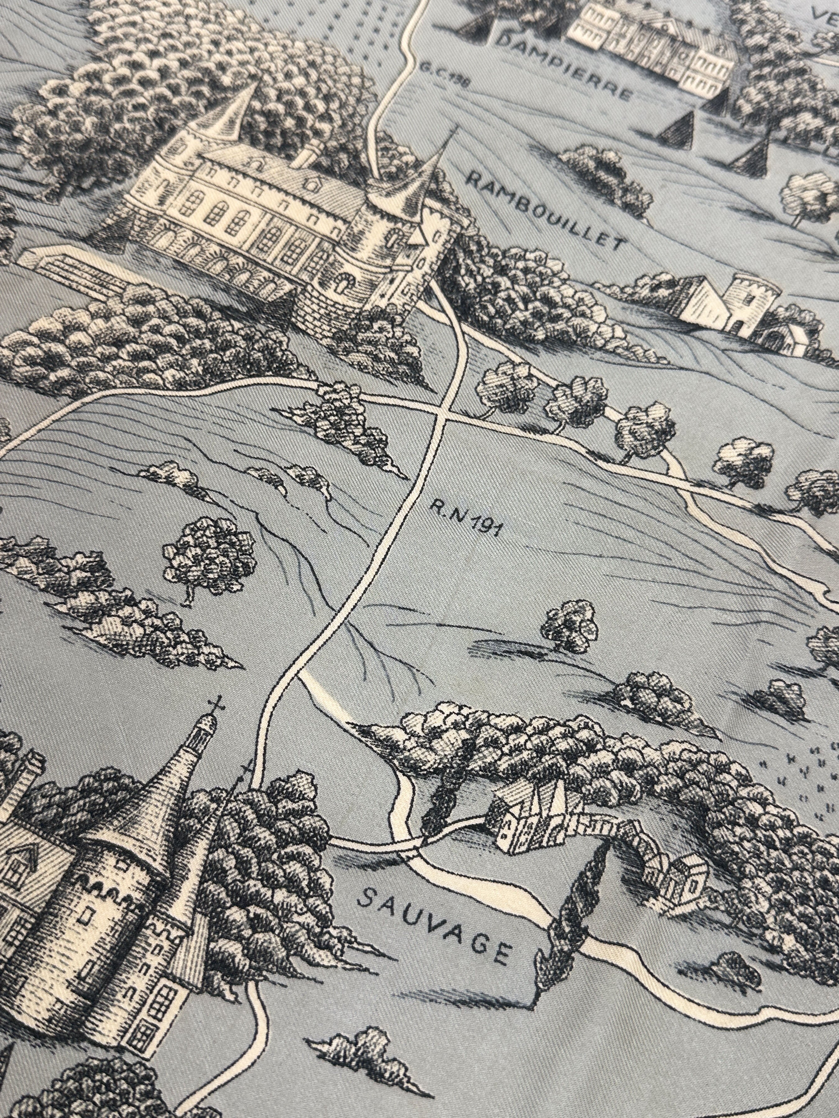 Hermès Les Chemins de l'Île de France 90 *C. 1952*