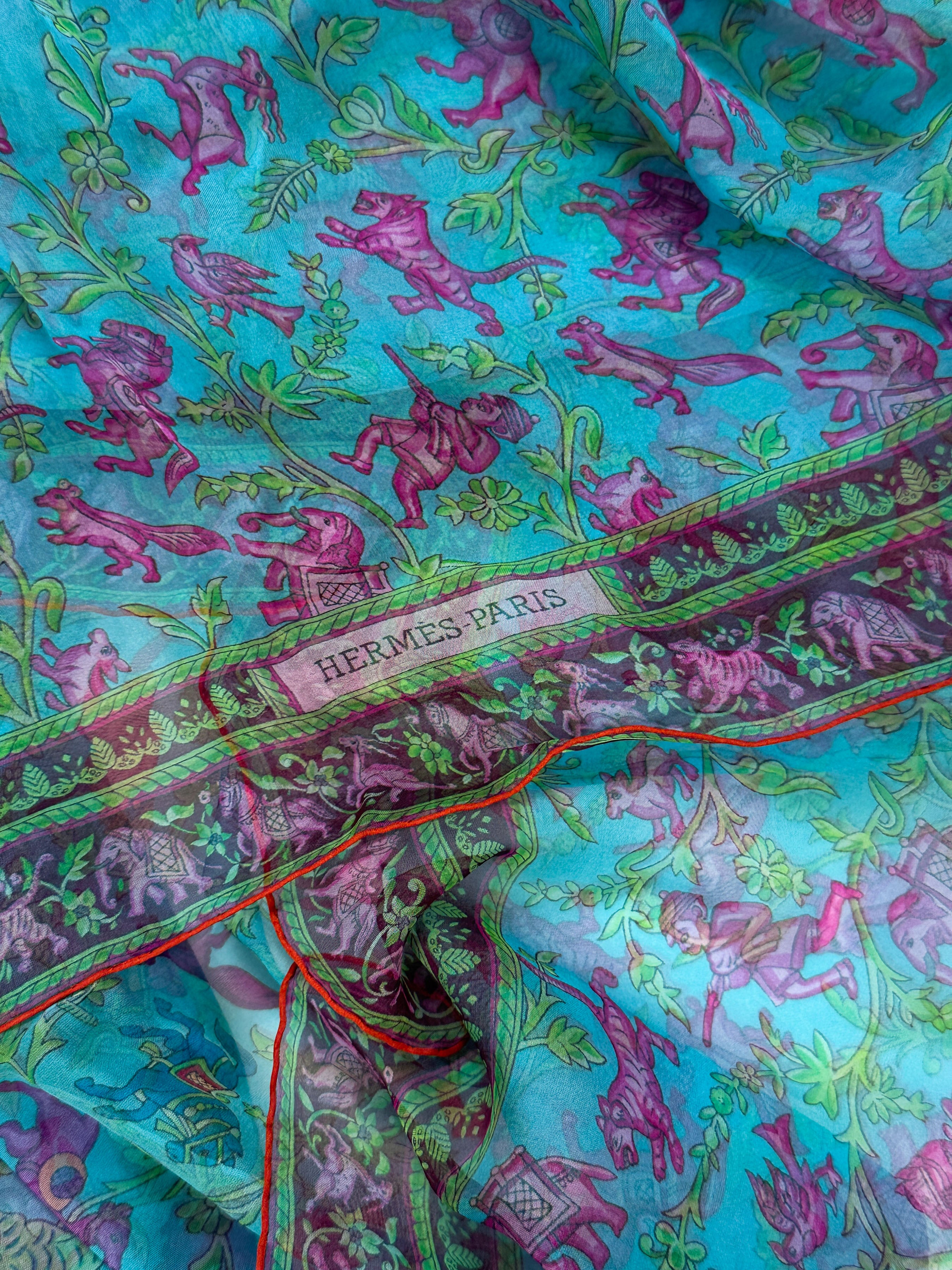 Hermès Chasse en Inde Mousseline Shawl