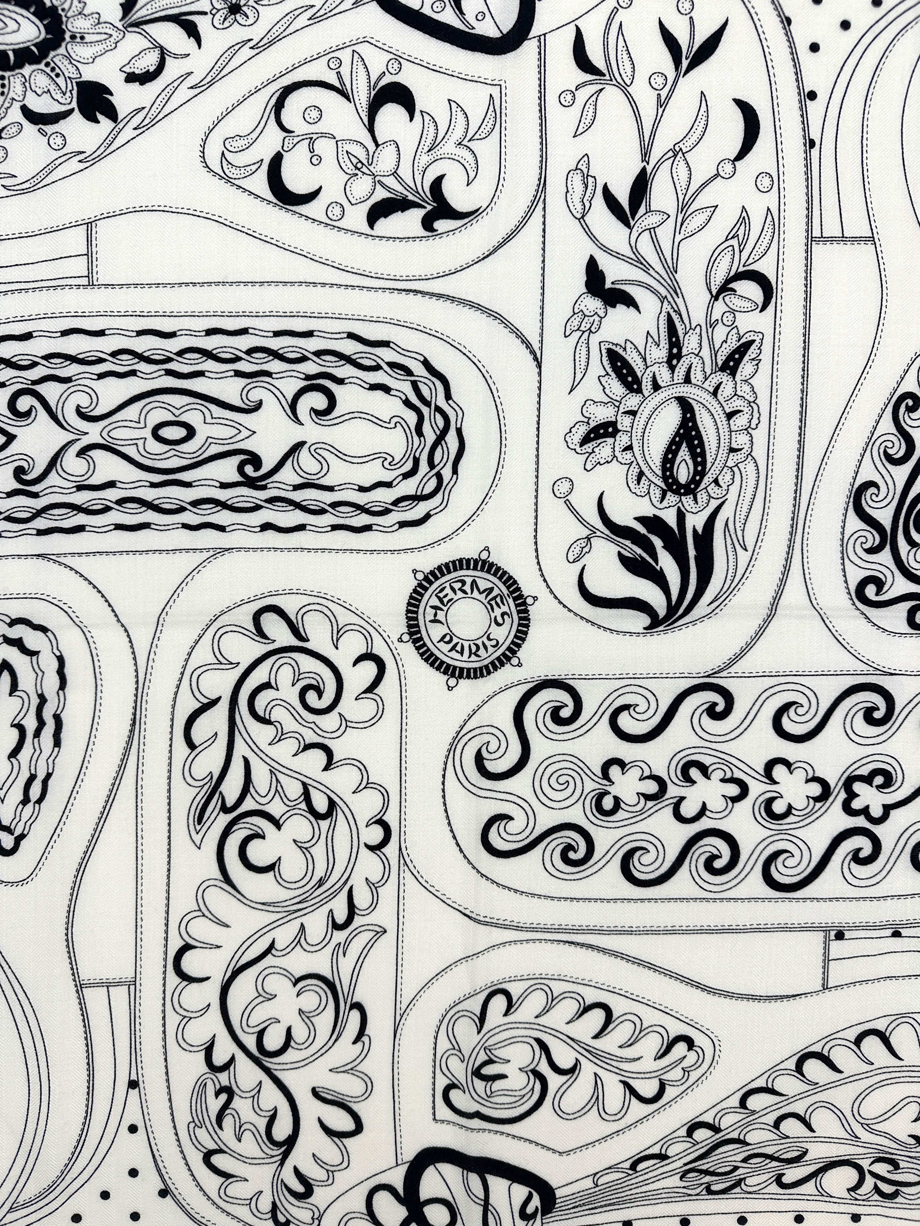 Hermès Festival des Amazones Bandana Cashmere Silk 140