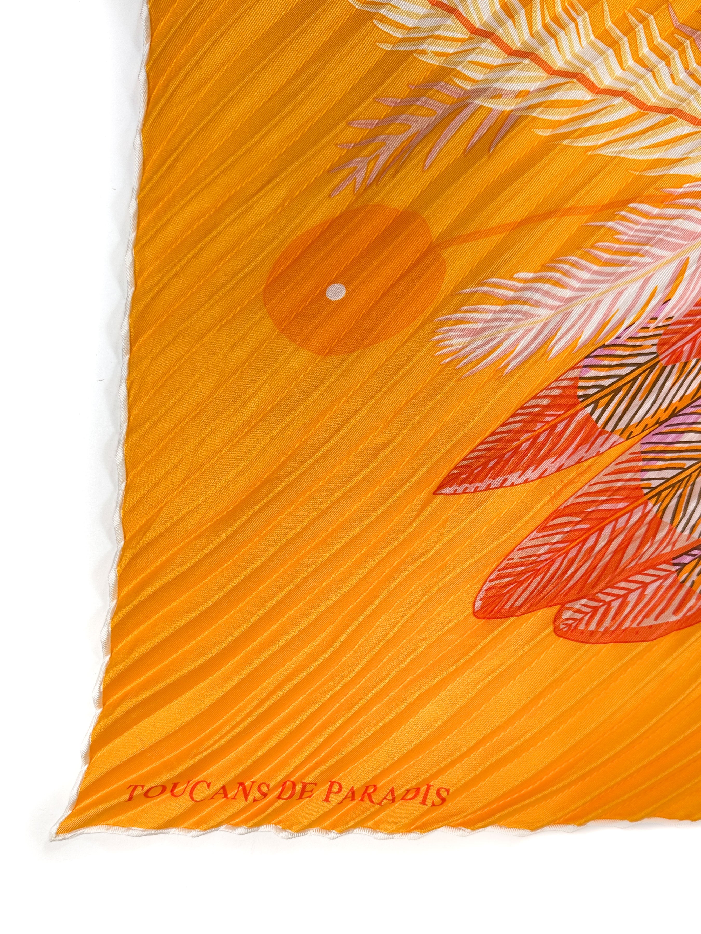 Hermès Toucans de Paradis Plissé 140