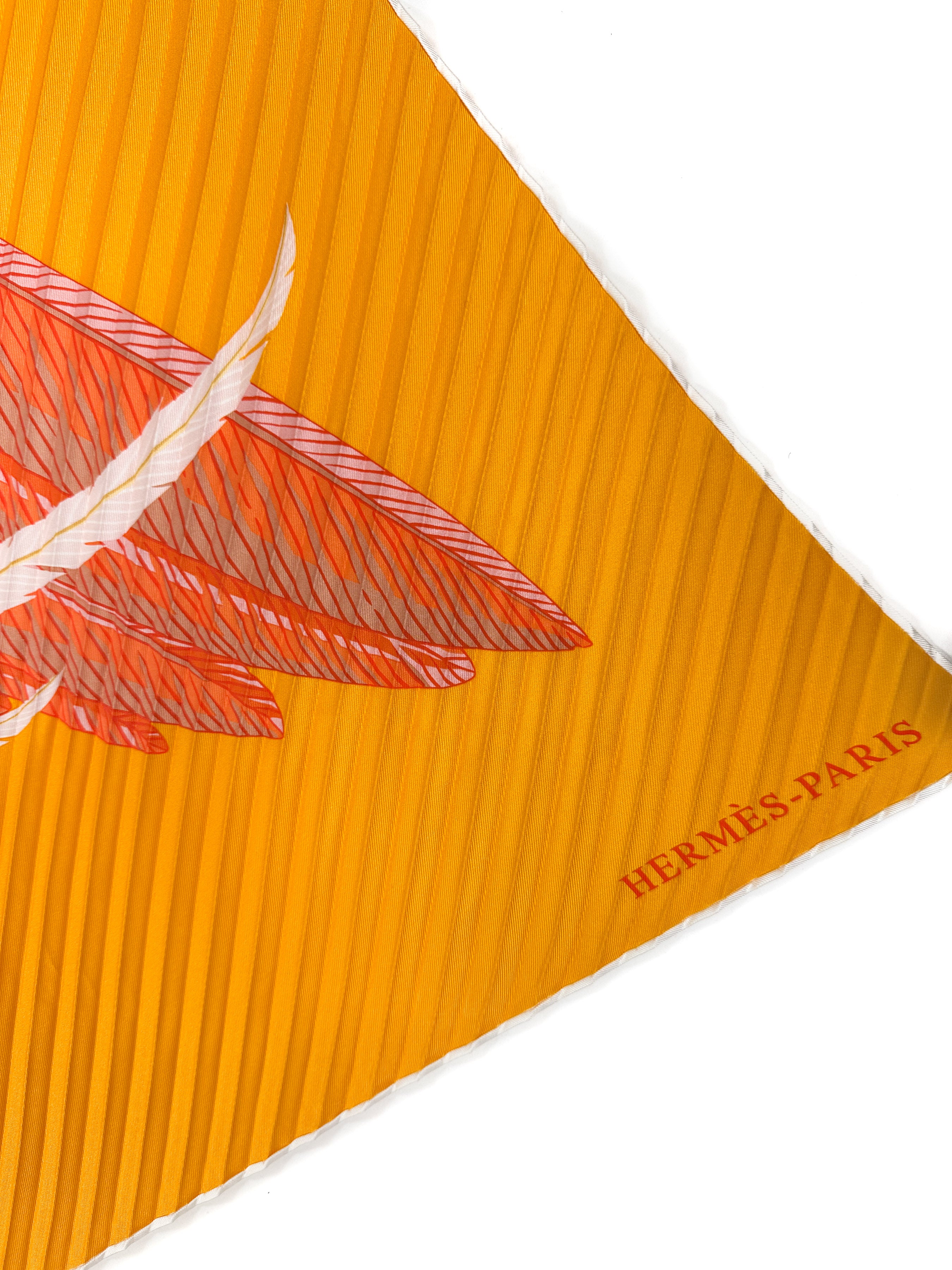 Hermès Toucans de Paradis Plissé 140