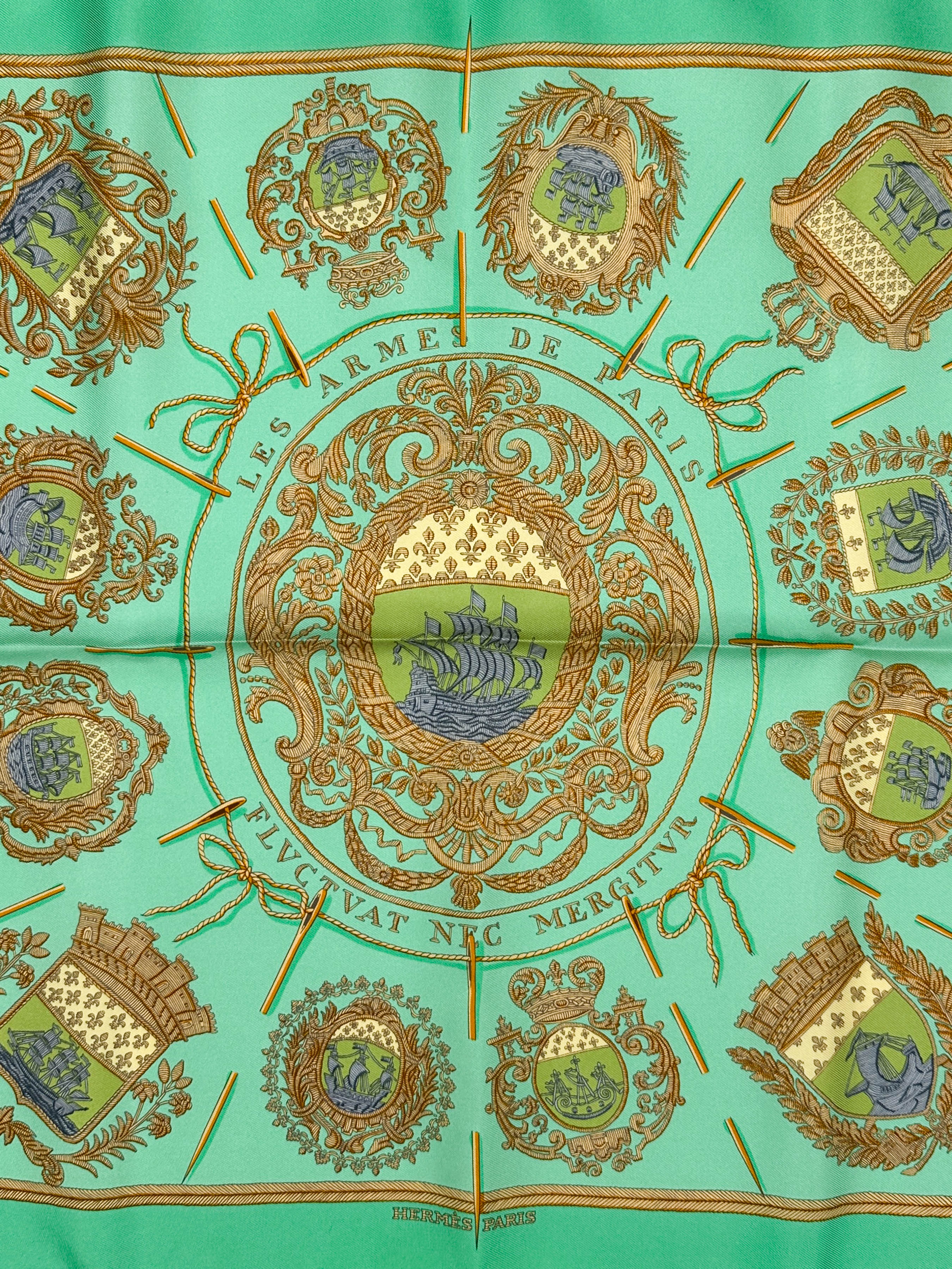 Hermès Les Armes de Paris 45