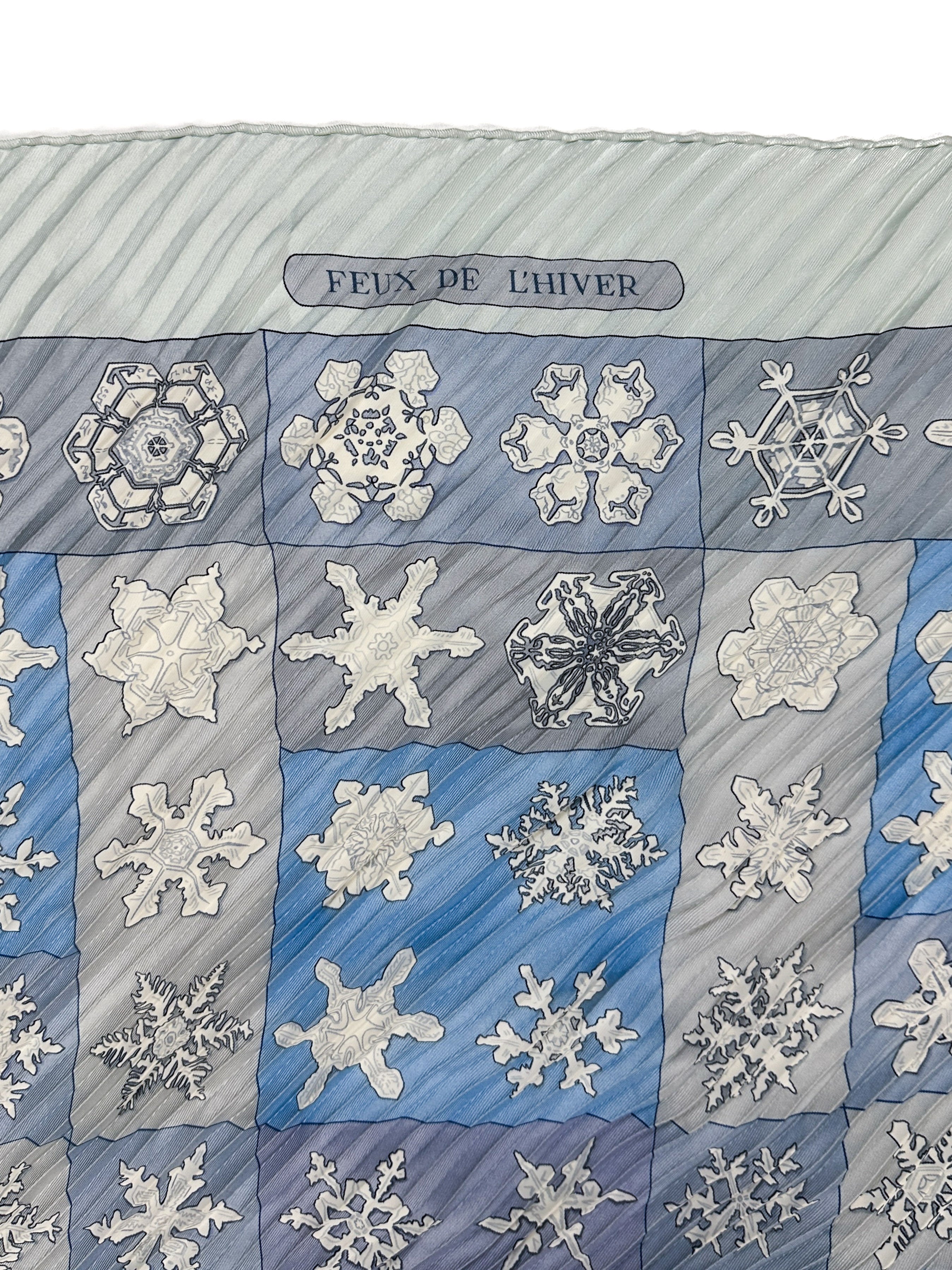 Hermès Feux de L'Hiver Plissé 90