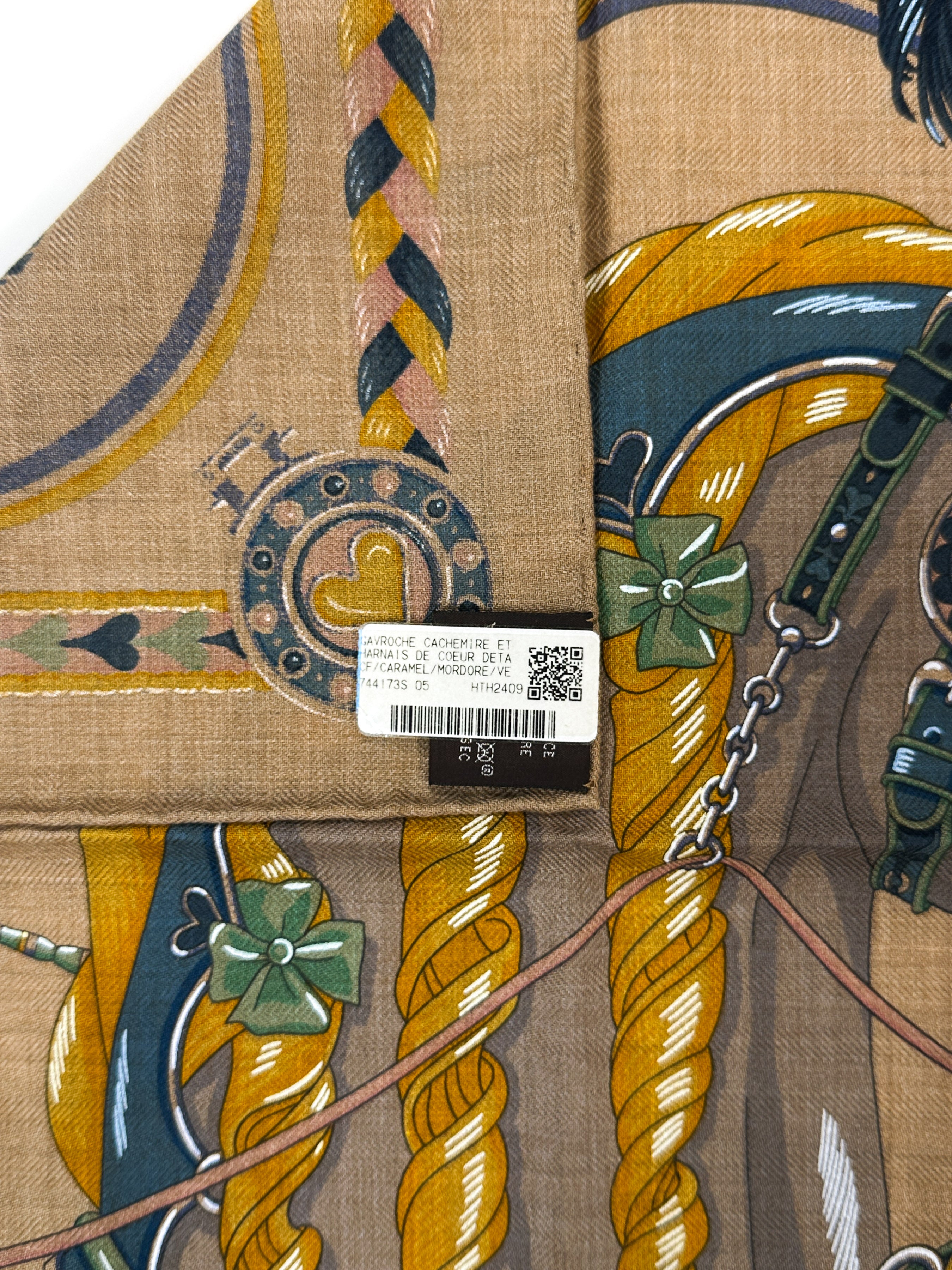 Hermès Harnais de Coeur Cashmere Silk 45