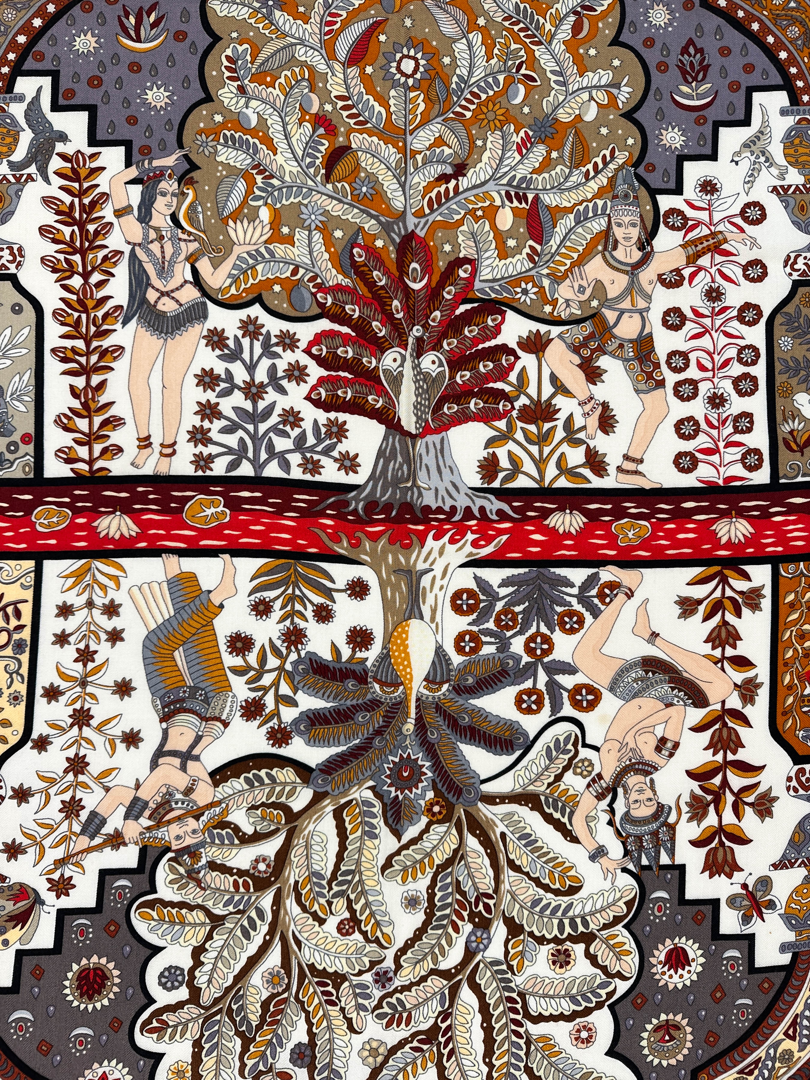 Hermès Aux Portes du Palais Cashmere Silk 140