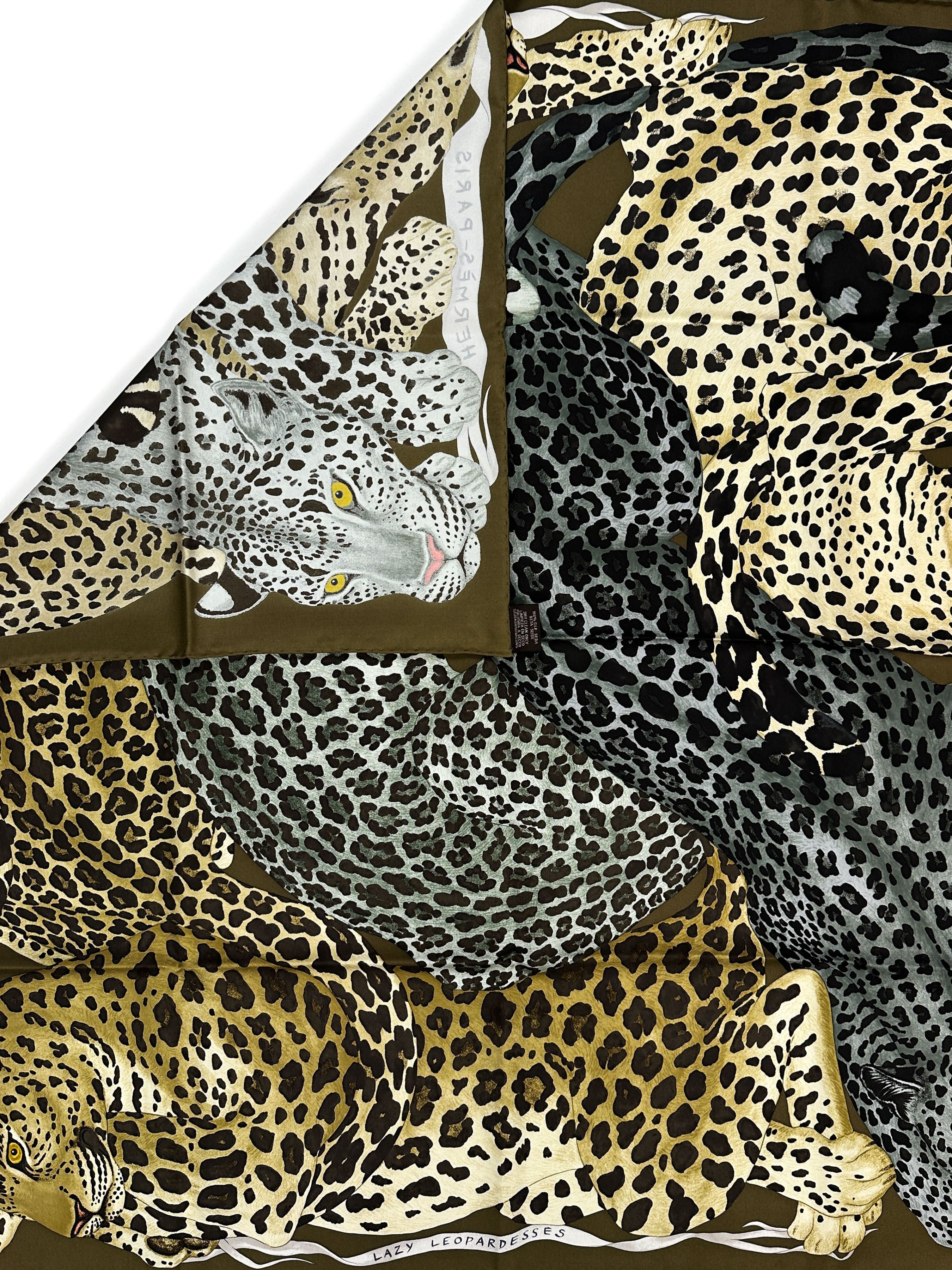 Hermès Lazy Leopardesses 90