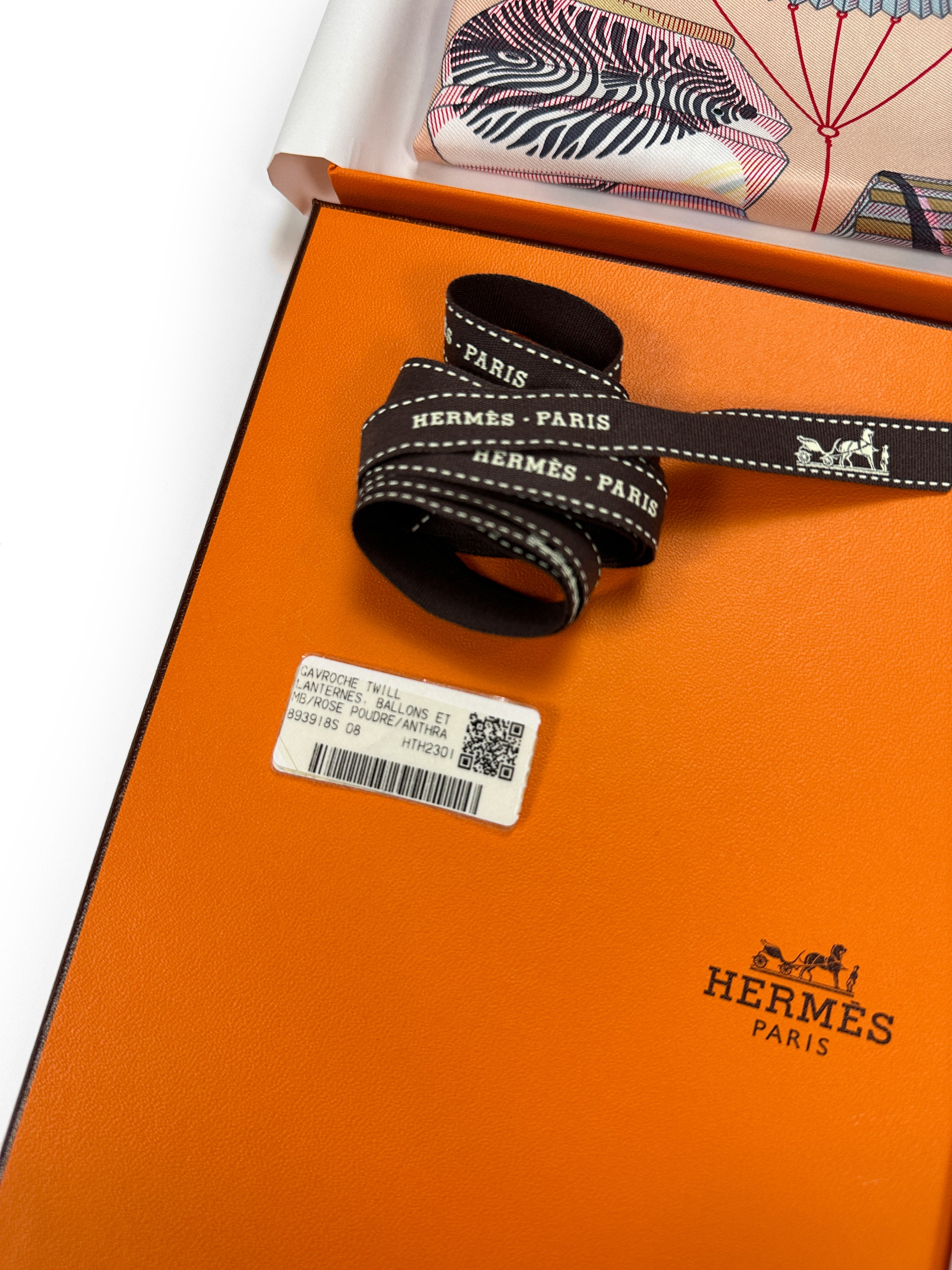 Hermès Lanternes, Ballons et Cocardes 45