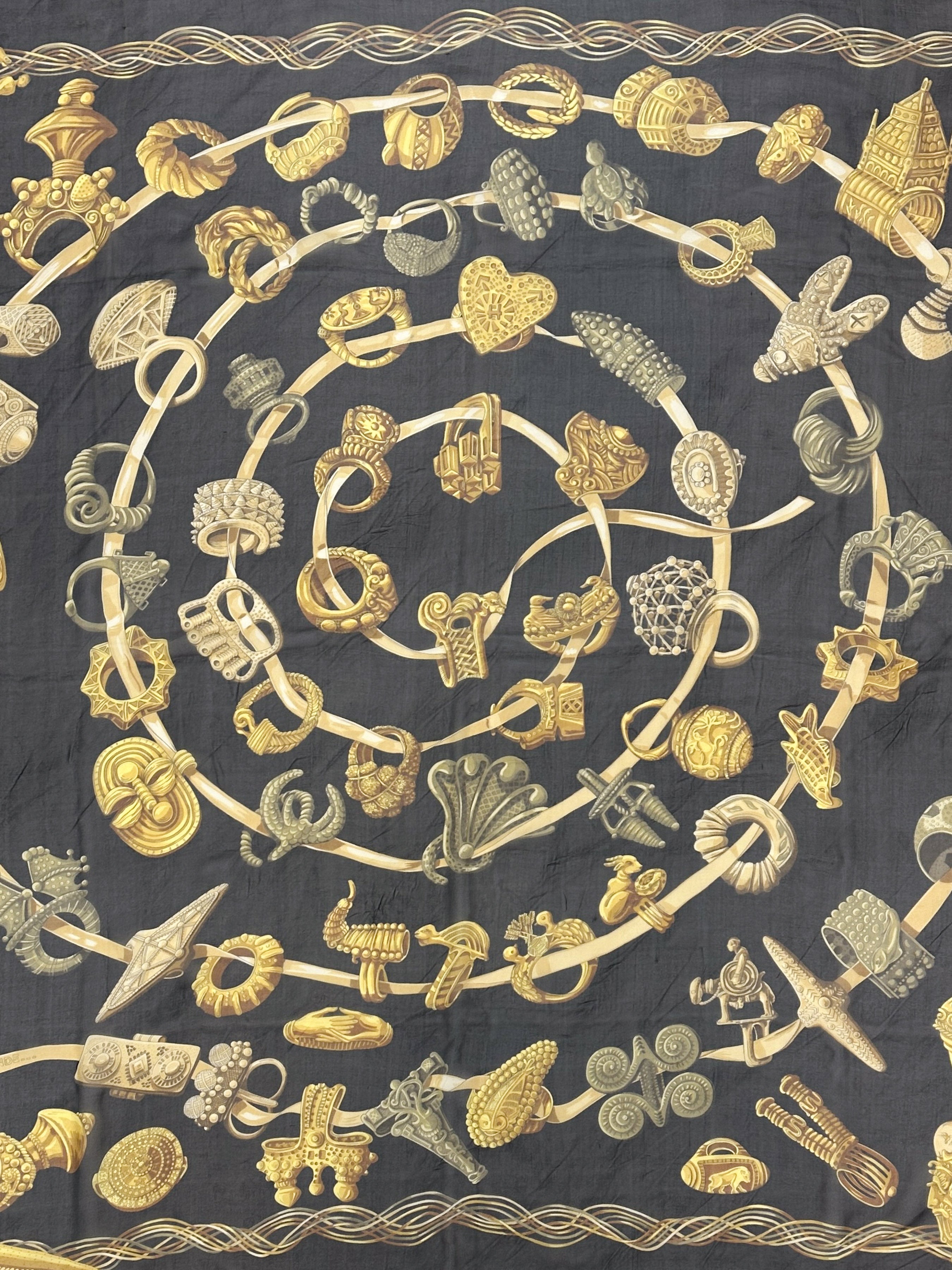 Hermès Alliances du Monde Mousseline 140