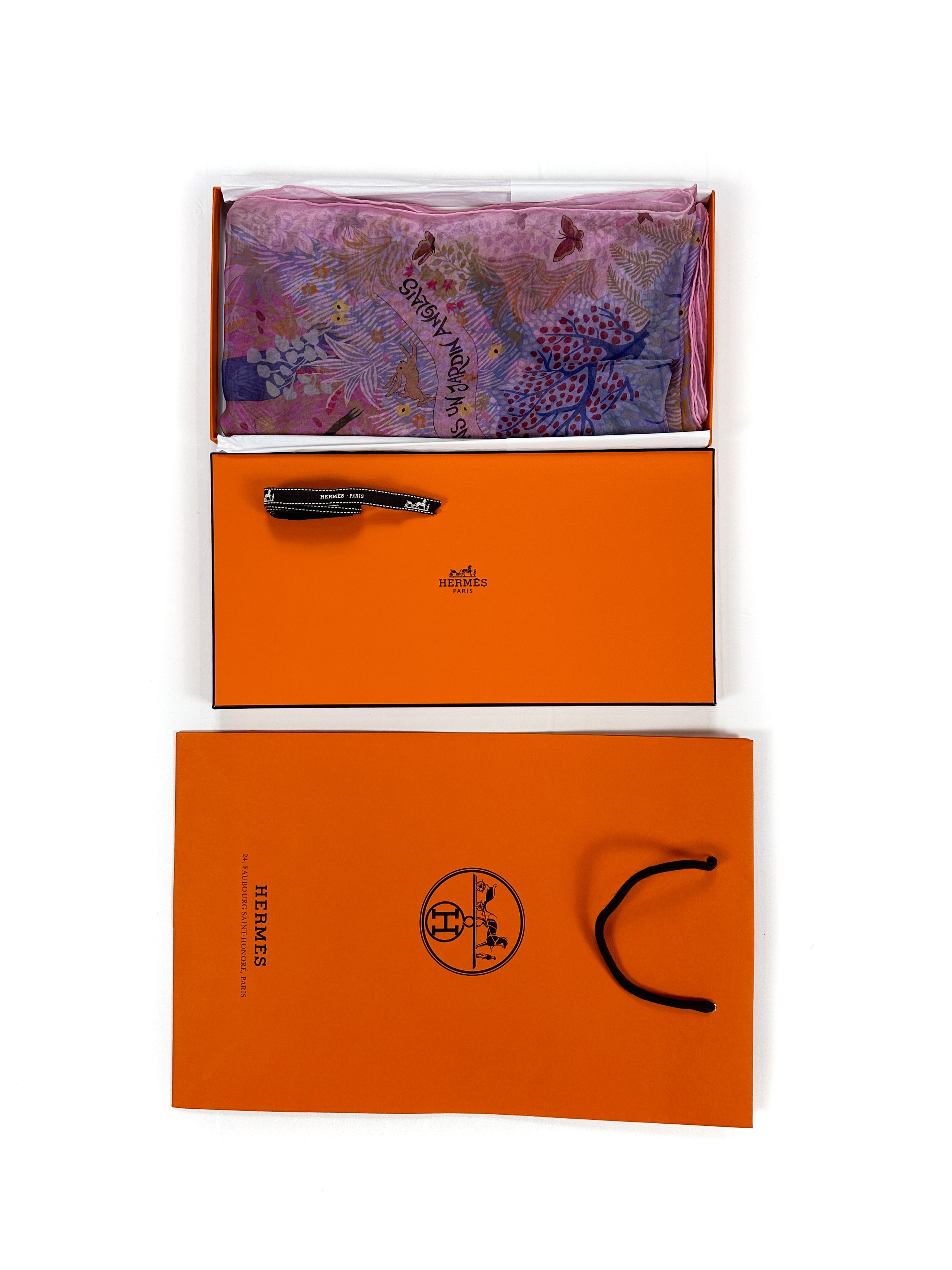 Hermès Dans un Jardin Anglais Mousseline 140