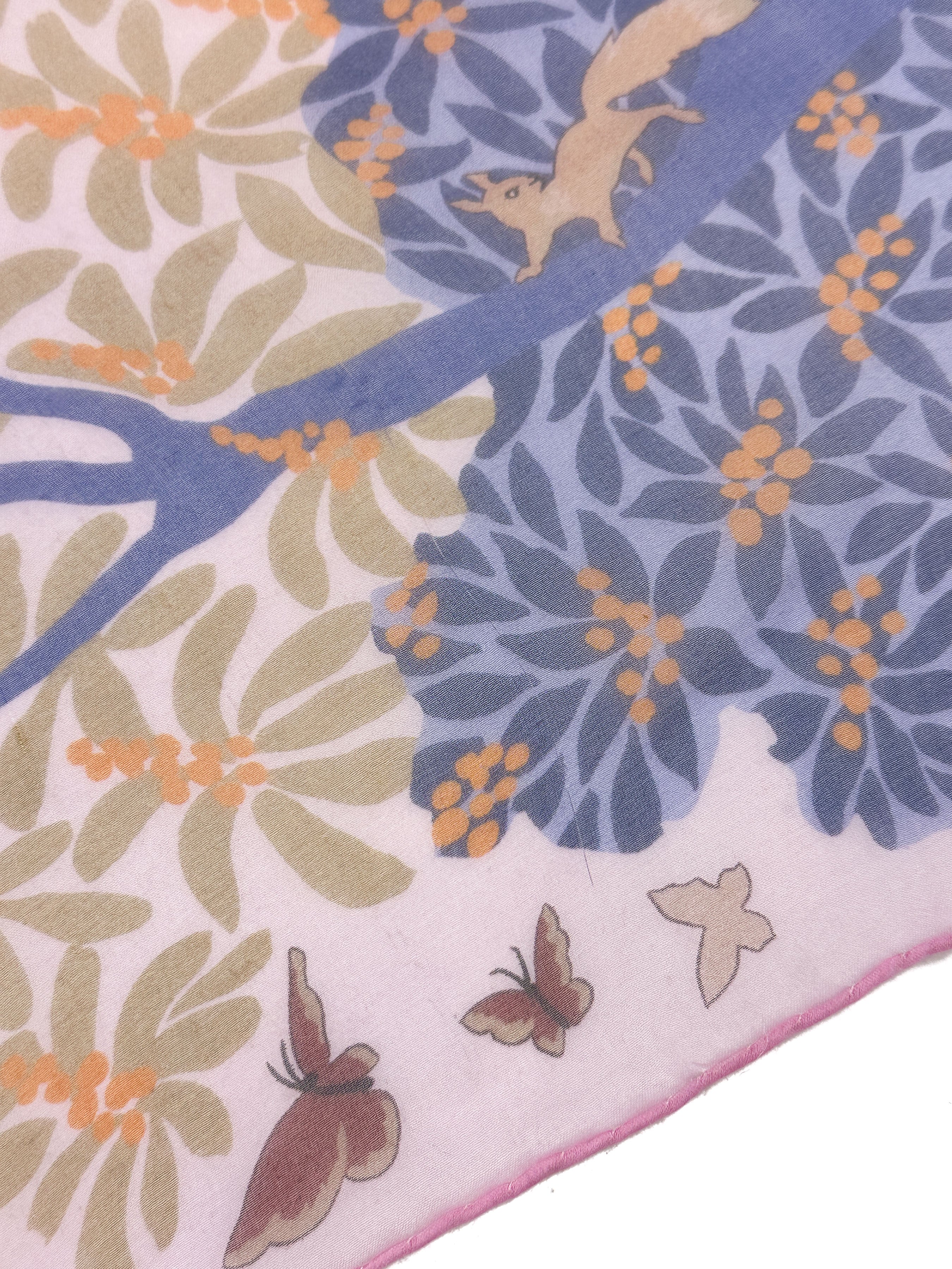 Hermès Dans un Jardin Anglais Mousseline 140