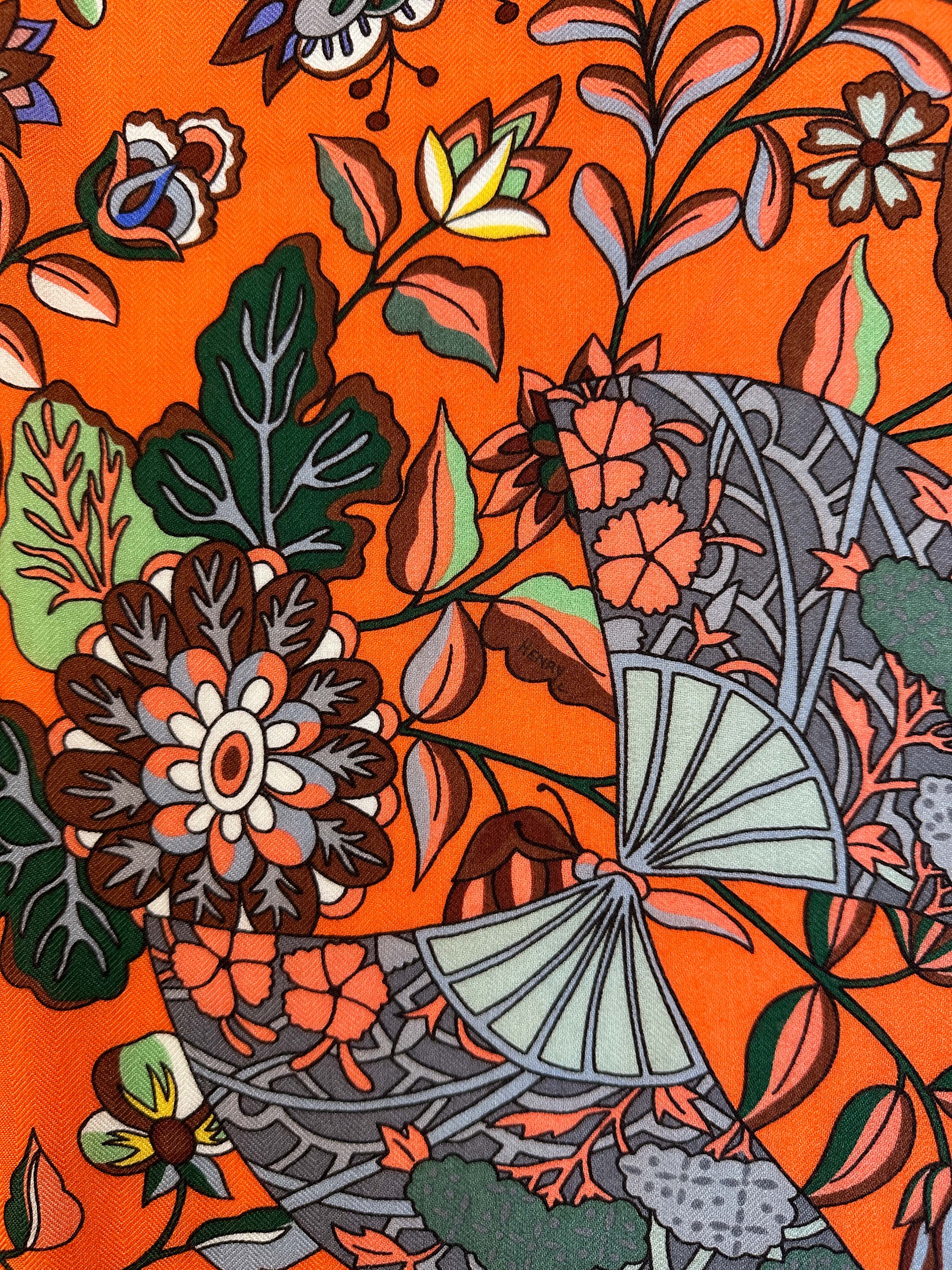 Hermès Fleurs et Papillions de Tissues Cashmere Silk 140