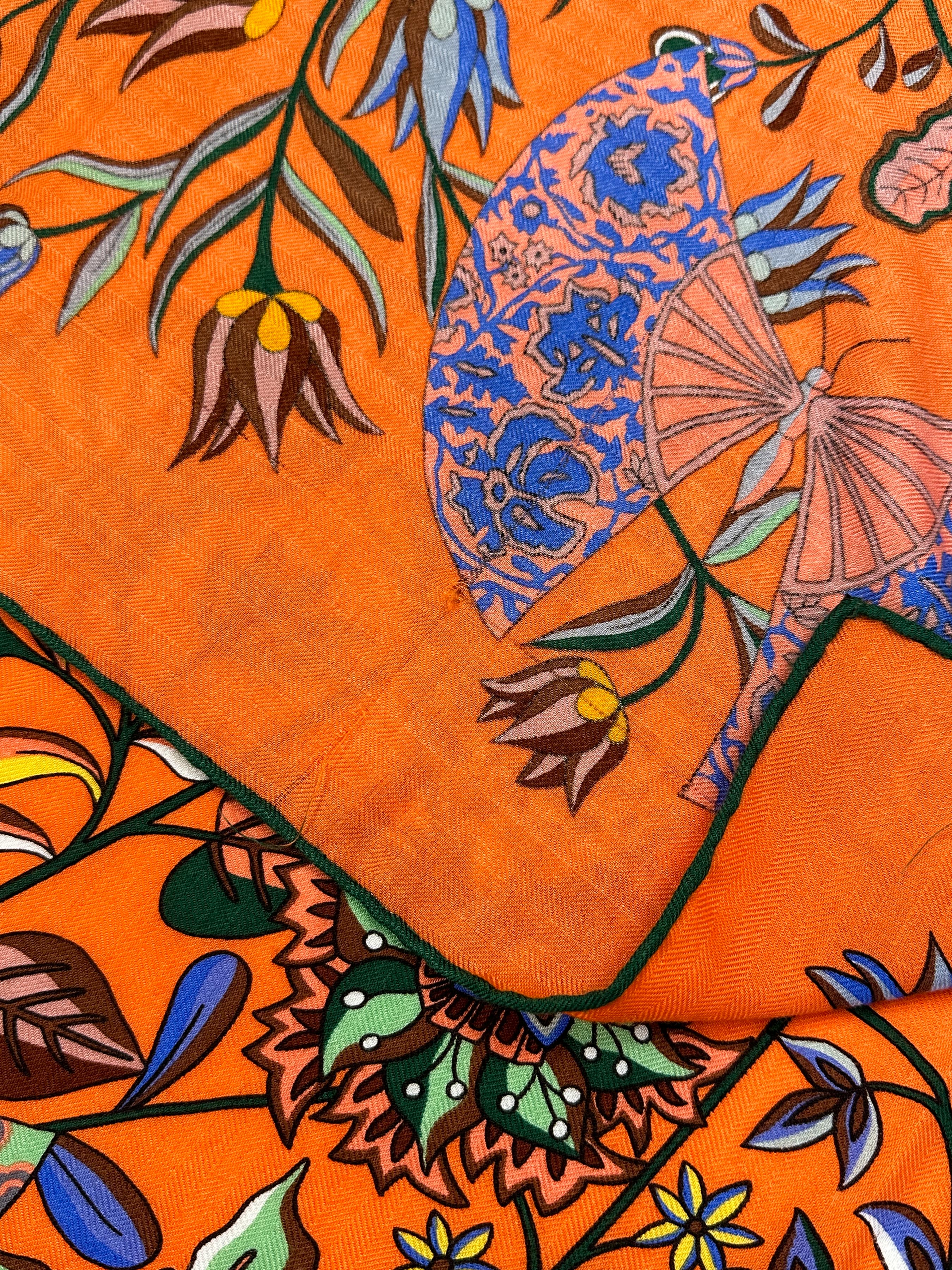 Hermès Fleurs et Papillions de Tissues Cashmere Silk 140