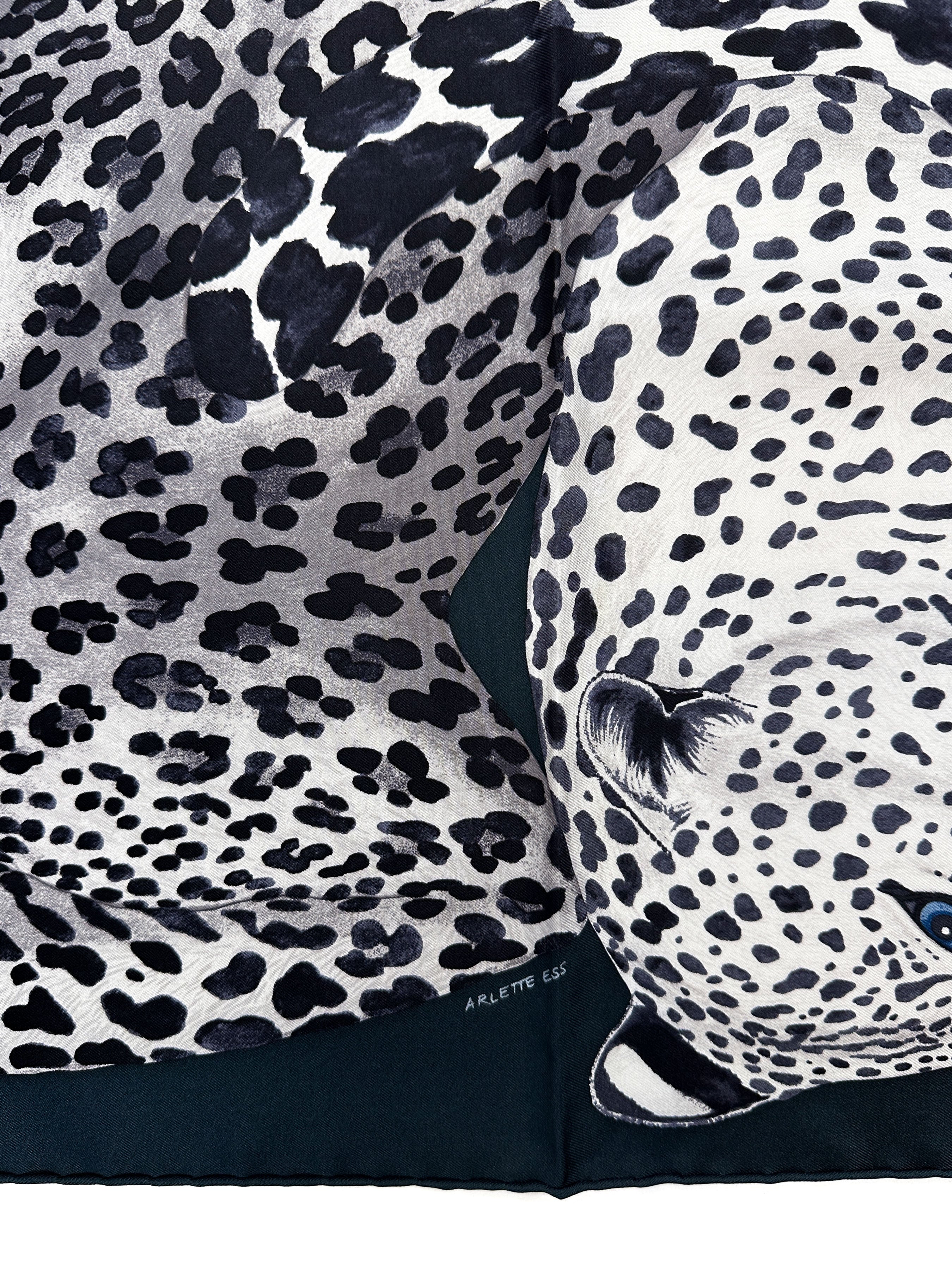 Hermès Lazy Leopardesses 90