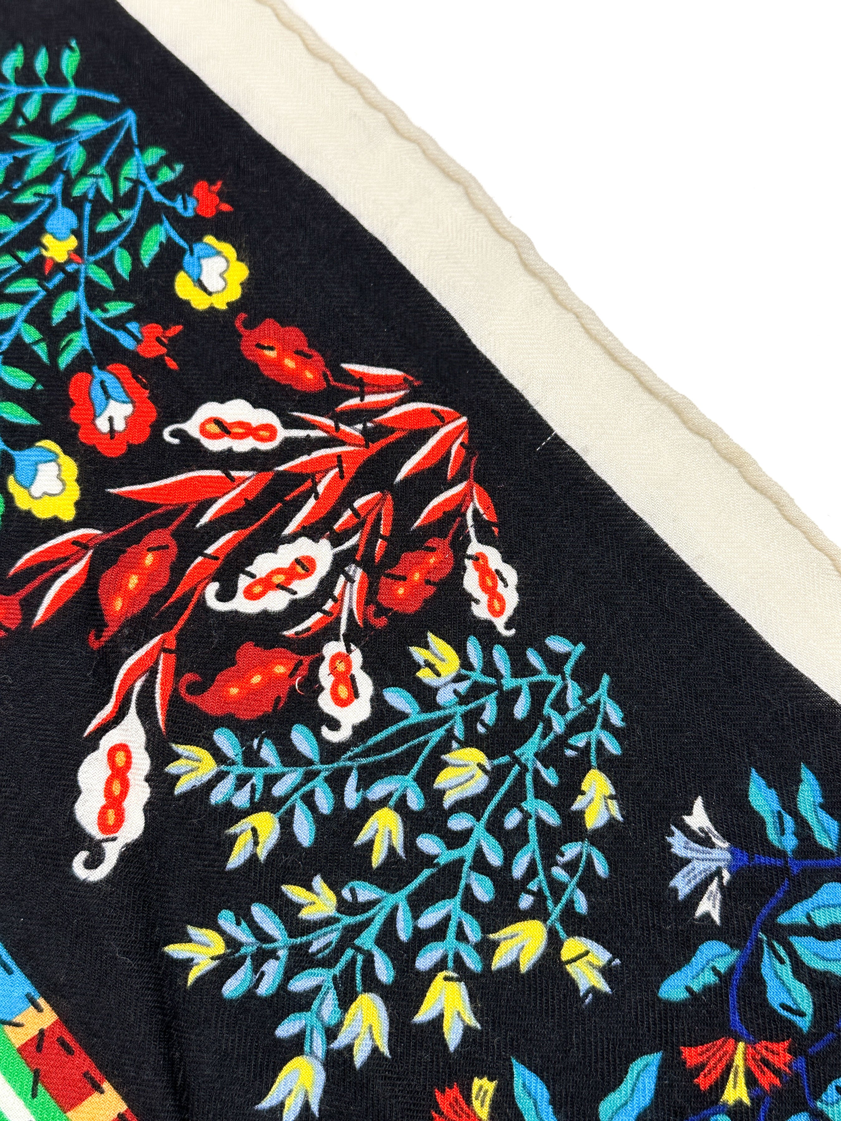 Hermès Piqué Fleuri de Provence Cashmere Silk 140