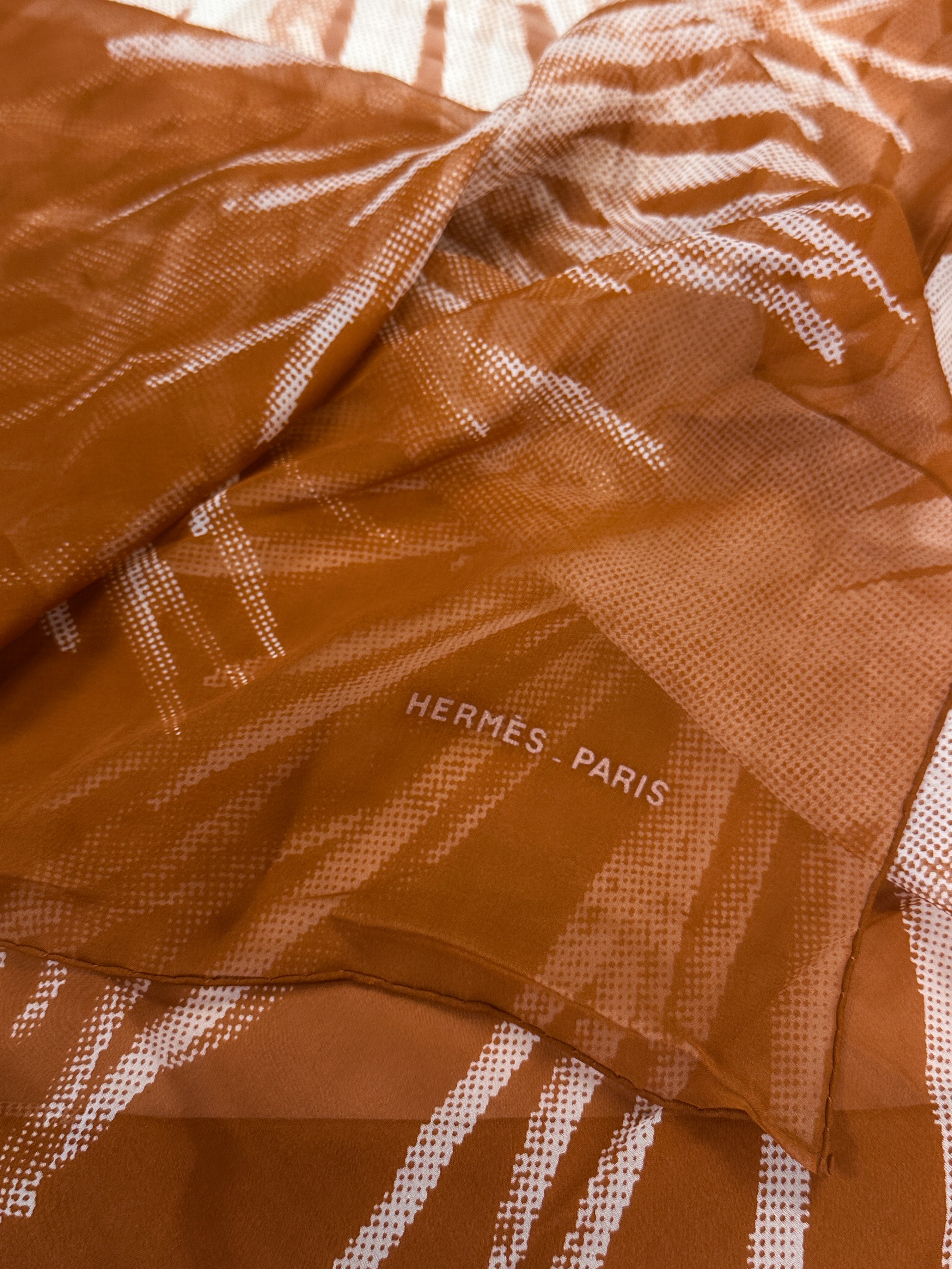 Hermès Dahlia II Mousseline 140