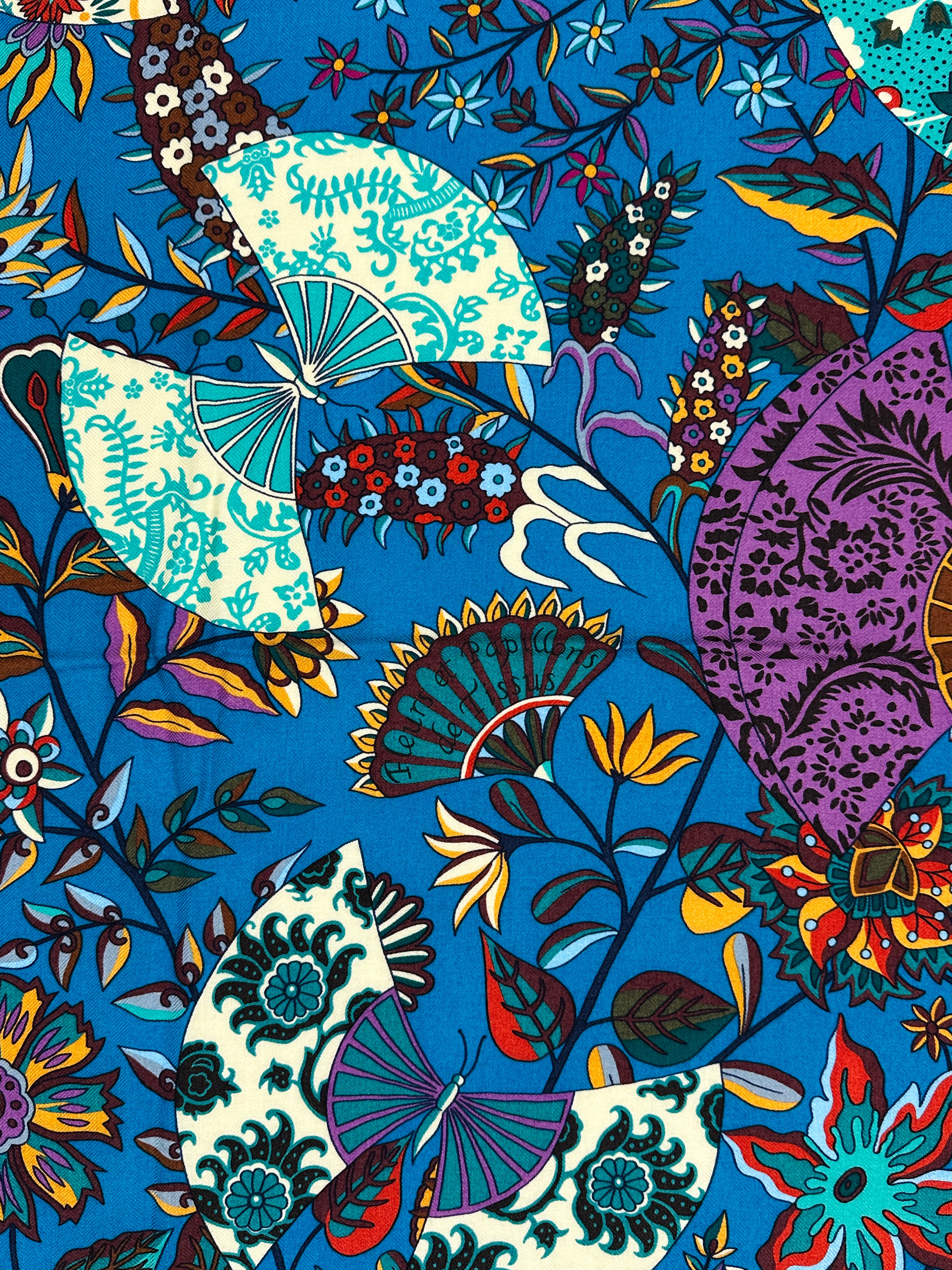 Hermès Fleurs et Papillons de Tissus Cashmere Silk 140