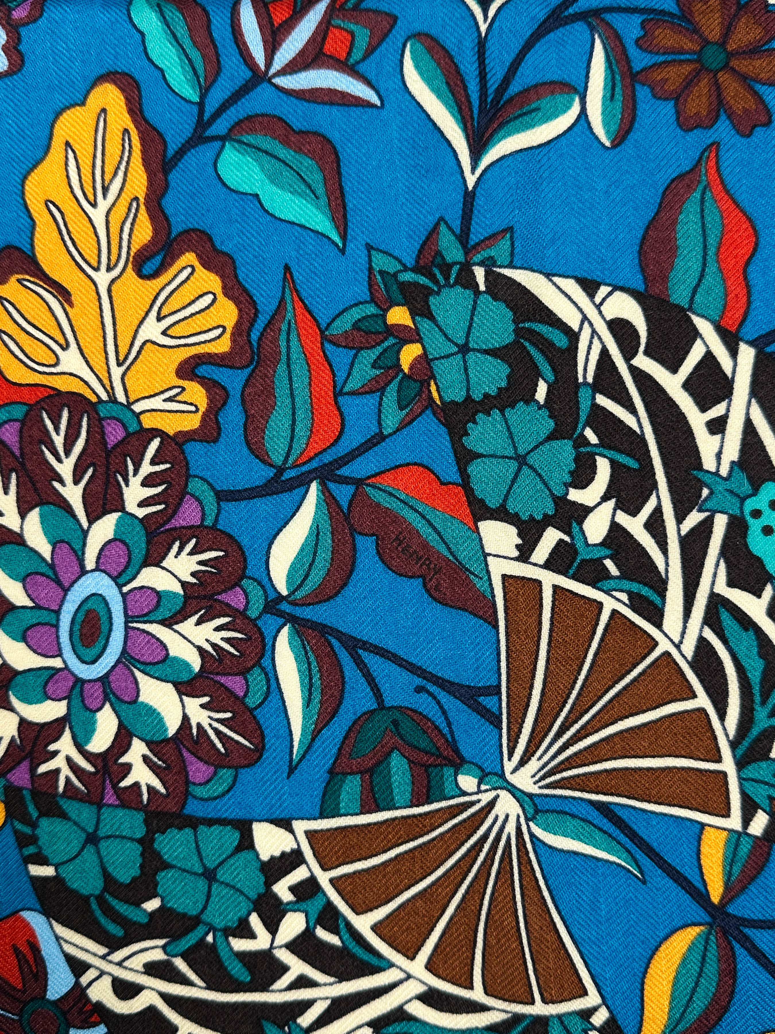 Hermès Fleurs et Papillons de Tissus Cashmere Silk 140