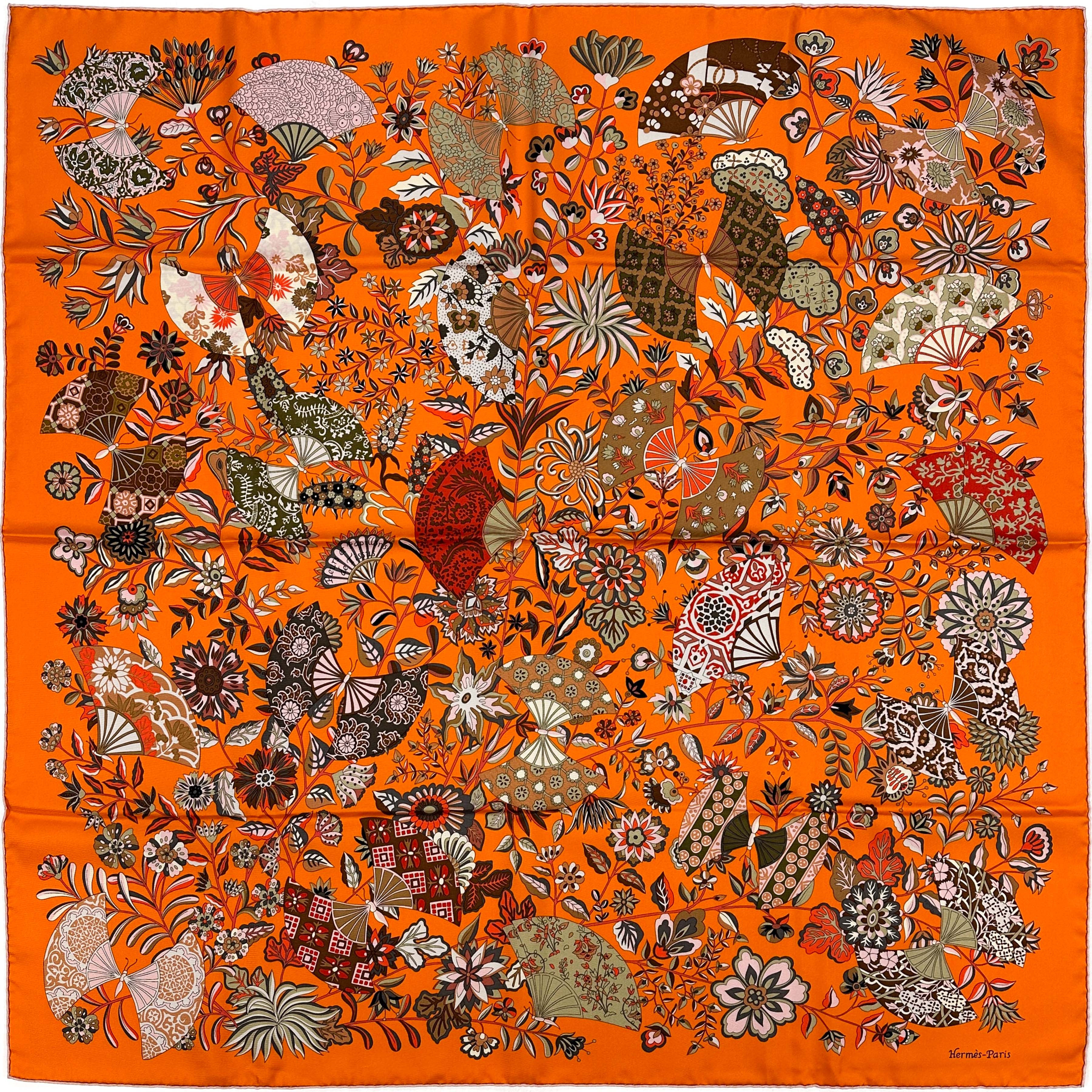 Hermès Fleurs et Papillons de Tissus 90