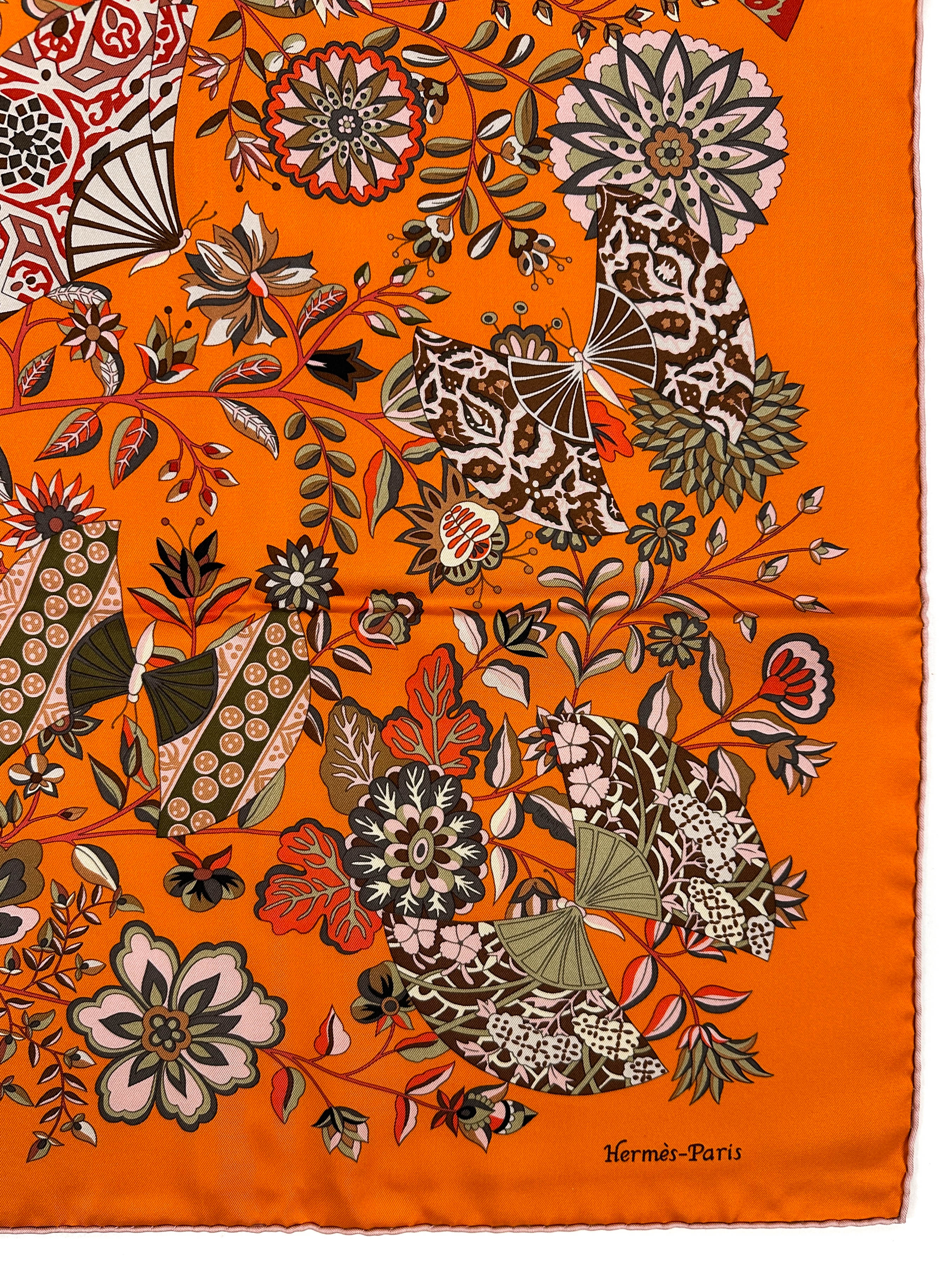 Hermès Fleurs et Papillons de Tissus 90