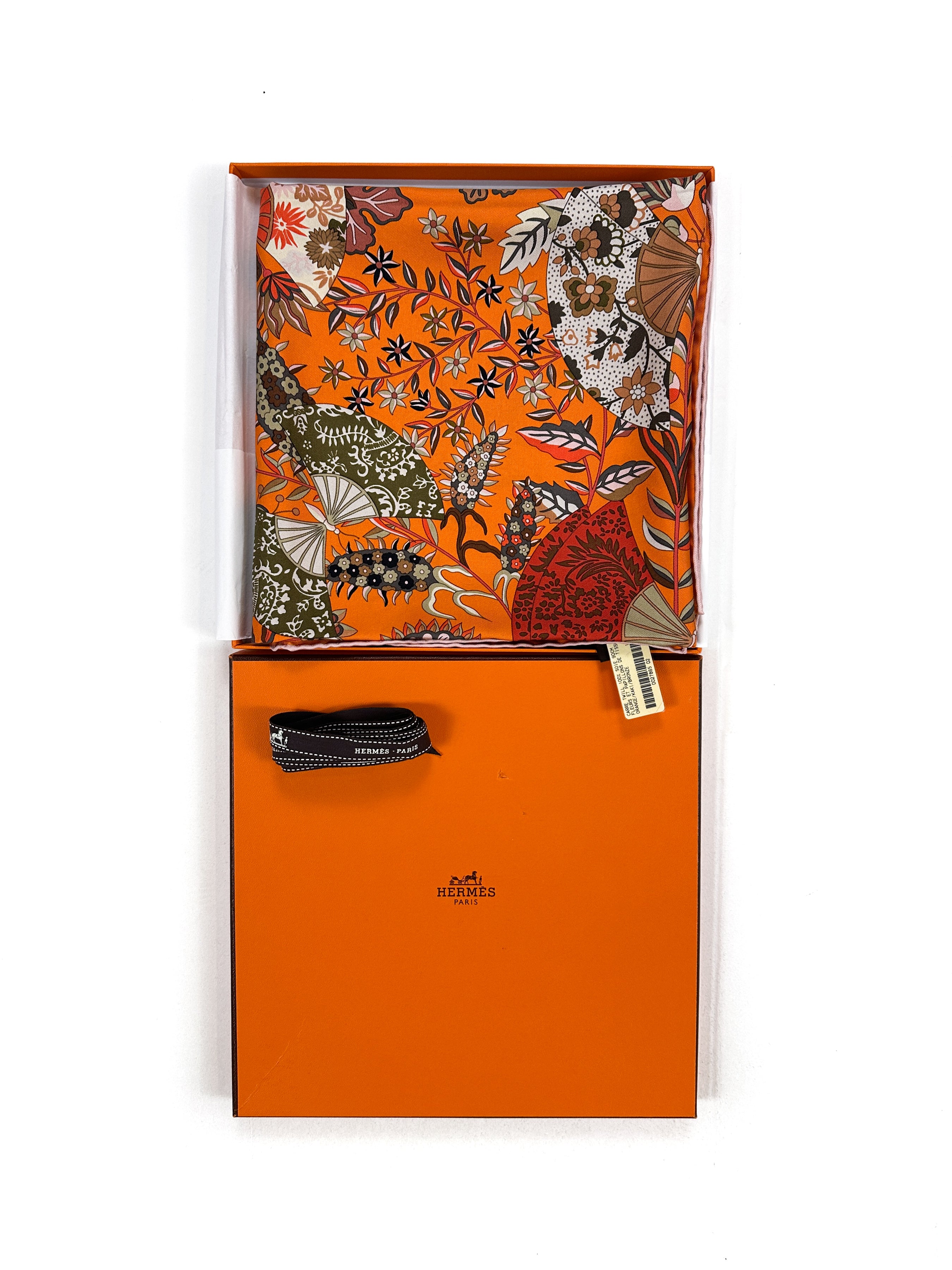 Hermès Fleurs et Papillons de Tissus 90