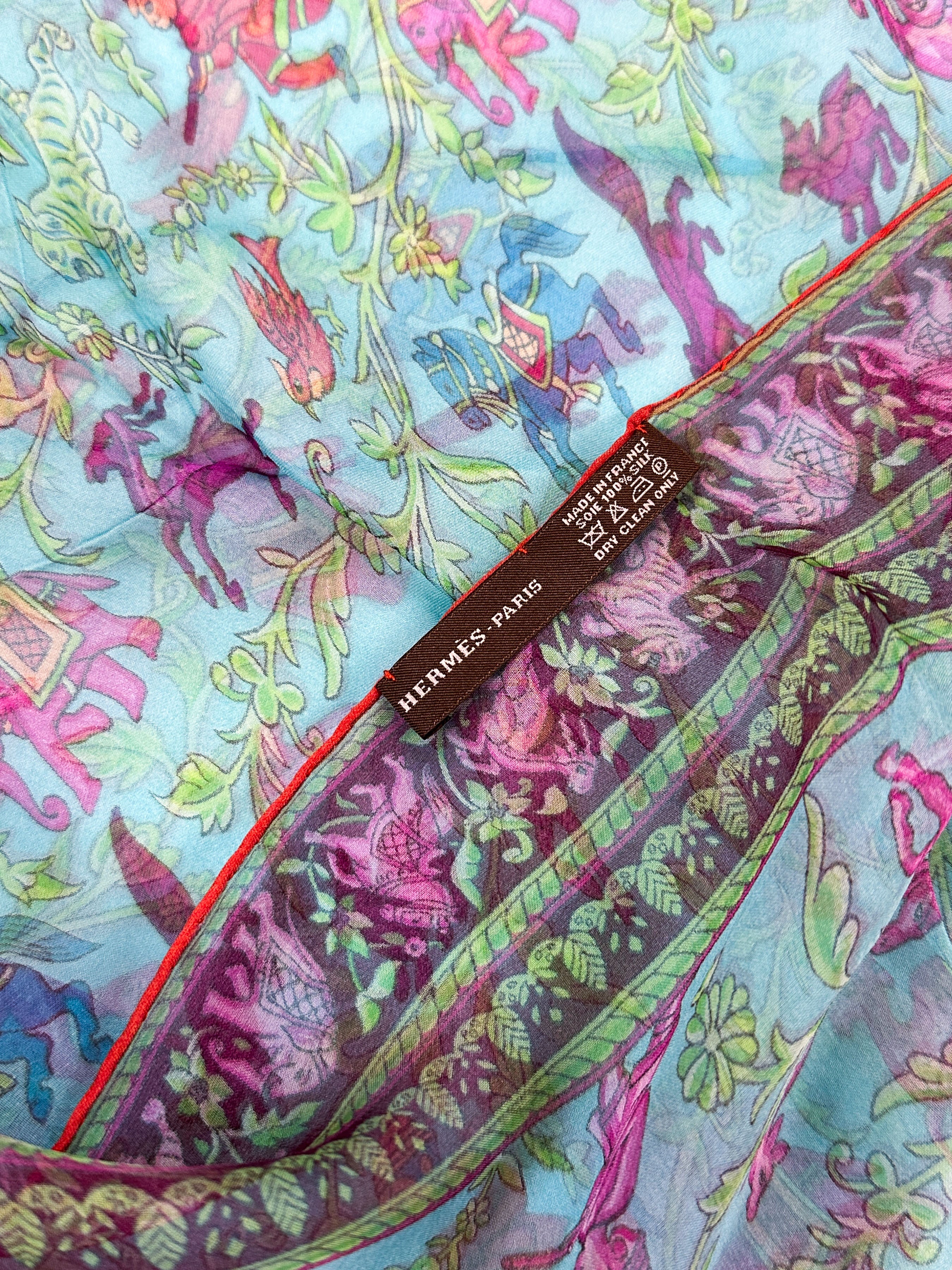 Hermès Chasse en Inde Mousseline Shawl