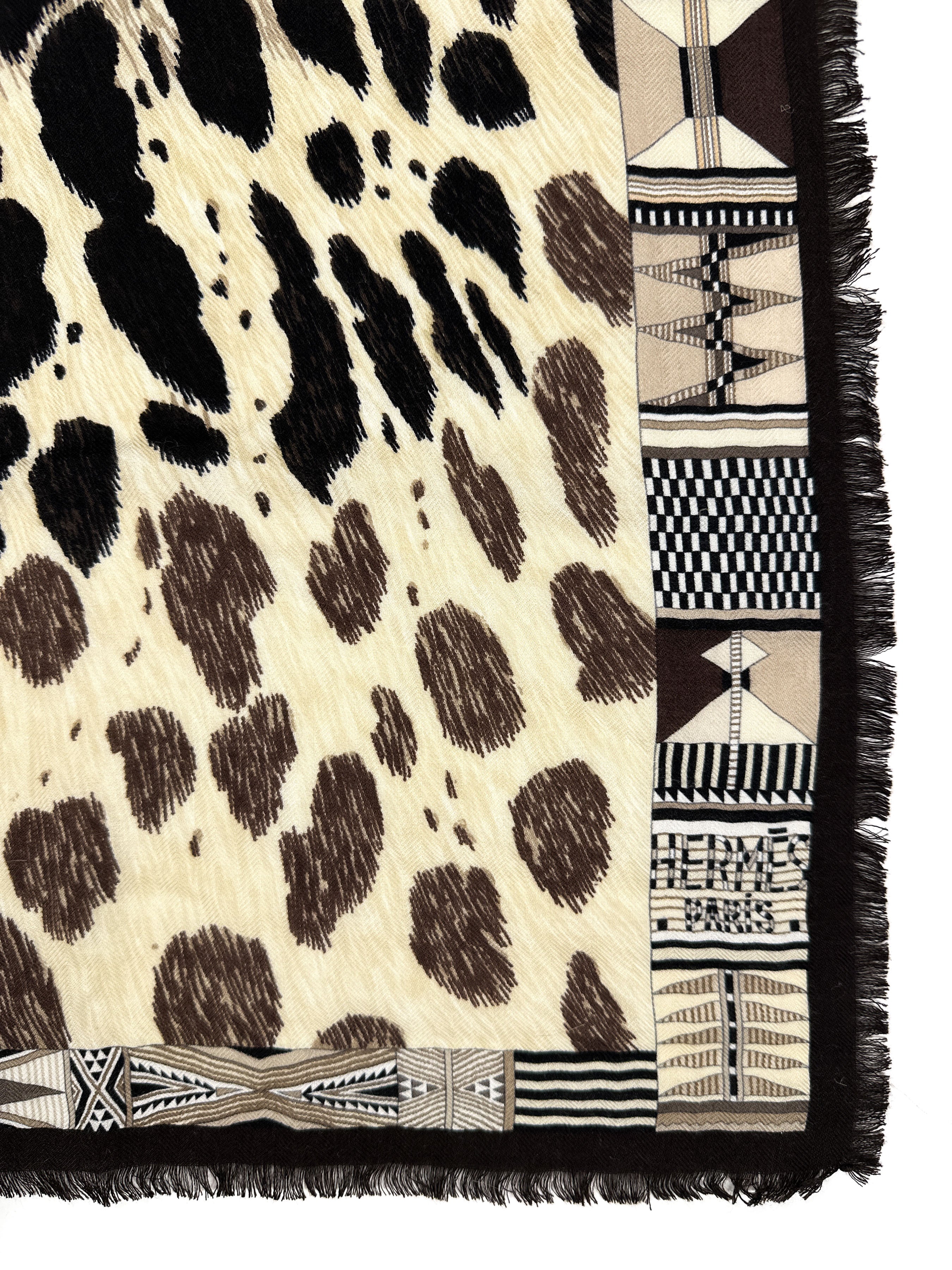 Hermès Pelages et Camouflage Cashmere Silk 90