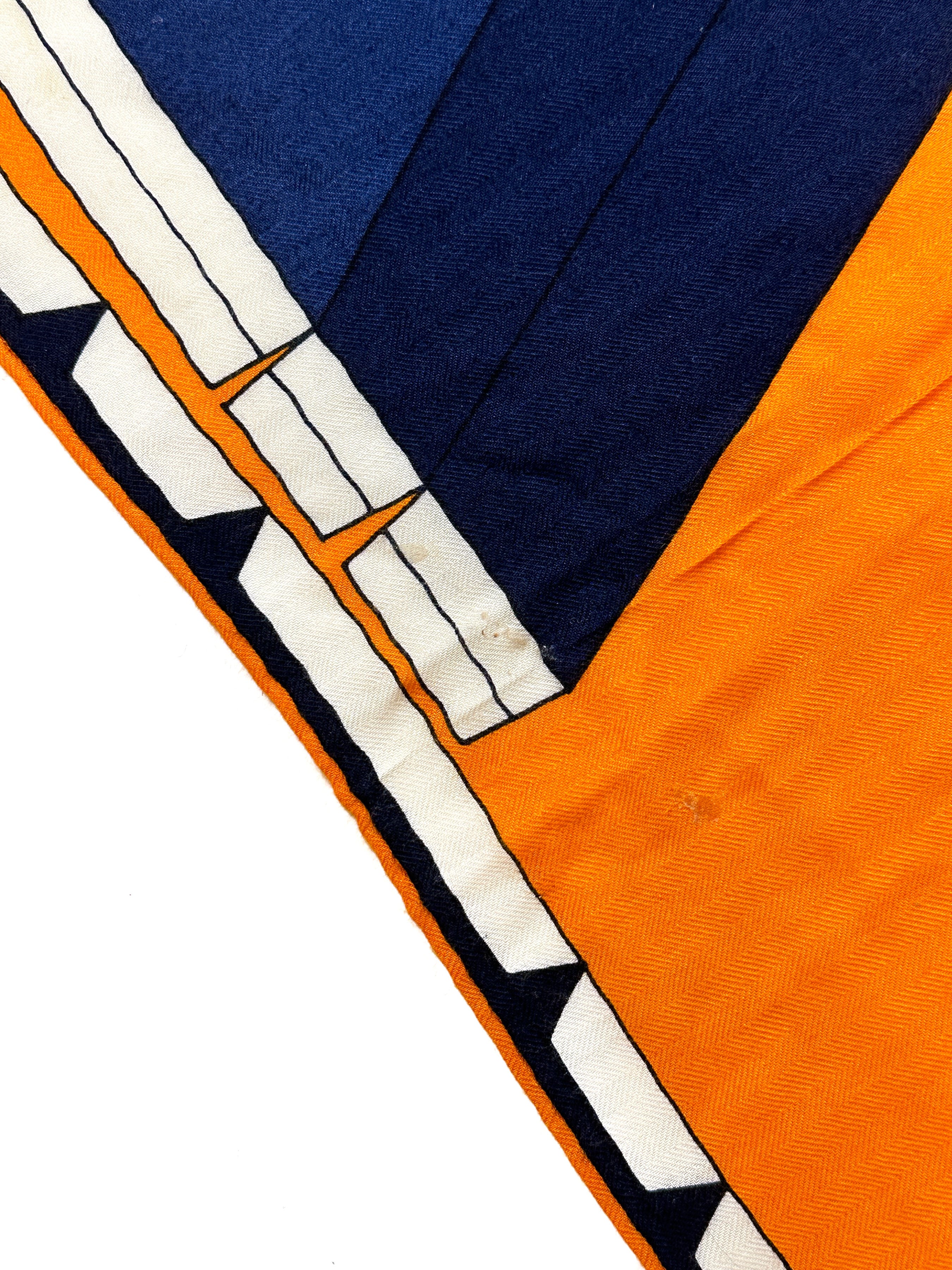 Hermès Se Plier au Jeu Cashmere Silk 140