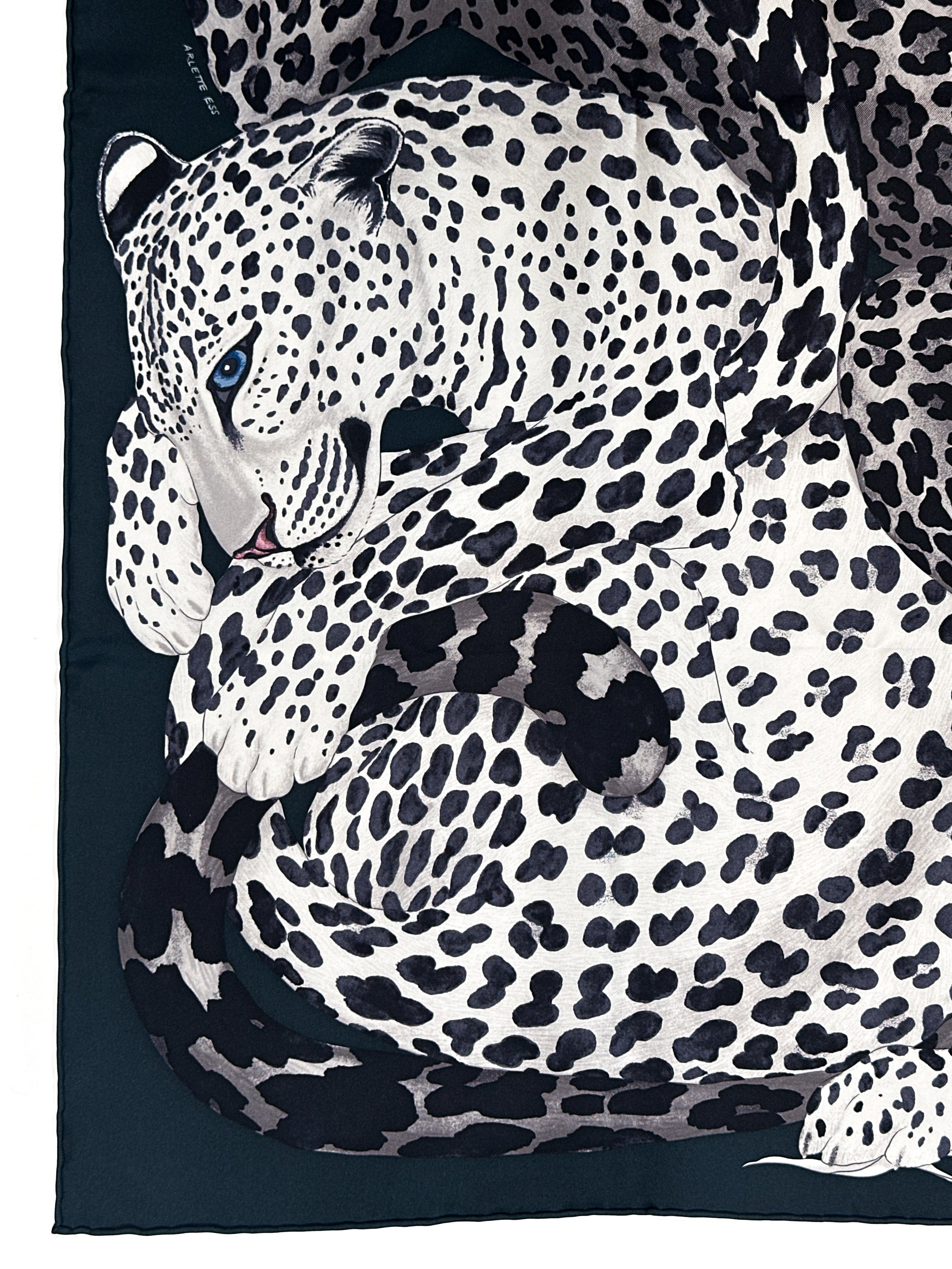 Hermès Lazy Leopardesses 90