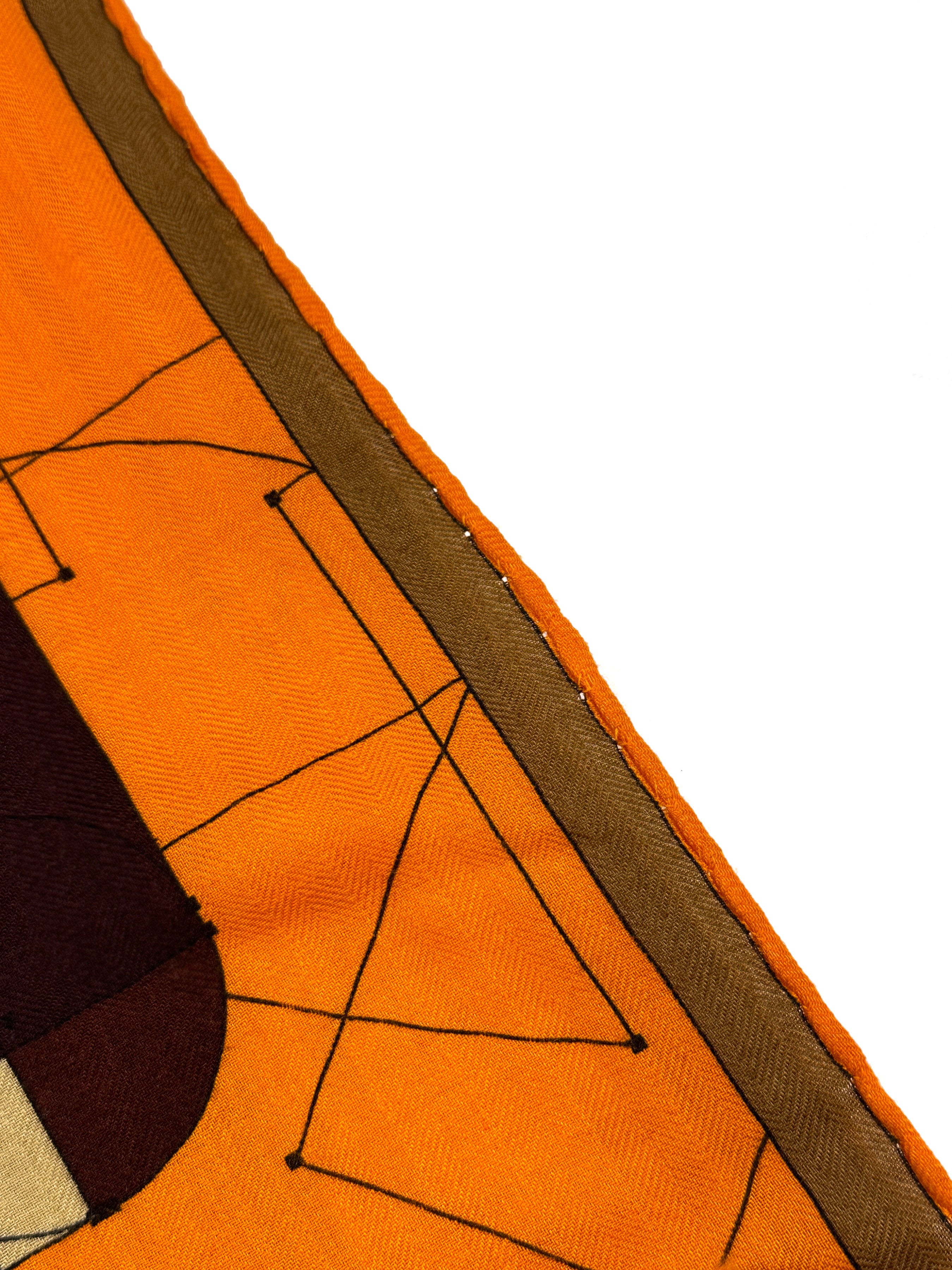 Hermès Échec Au Roi Cashmere Silk 140