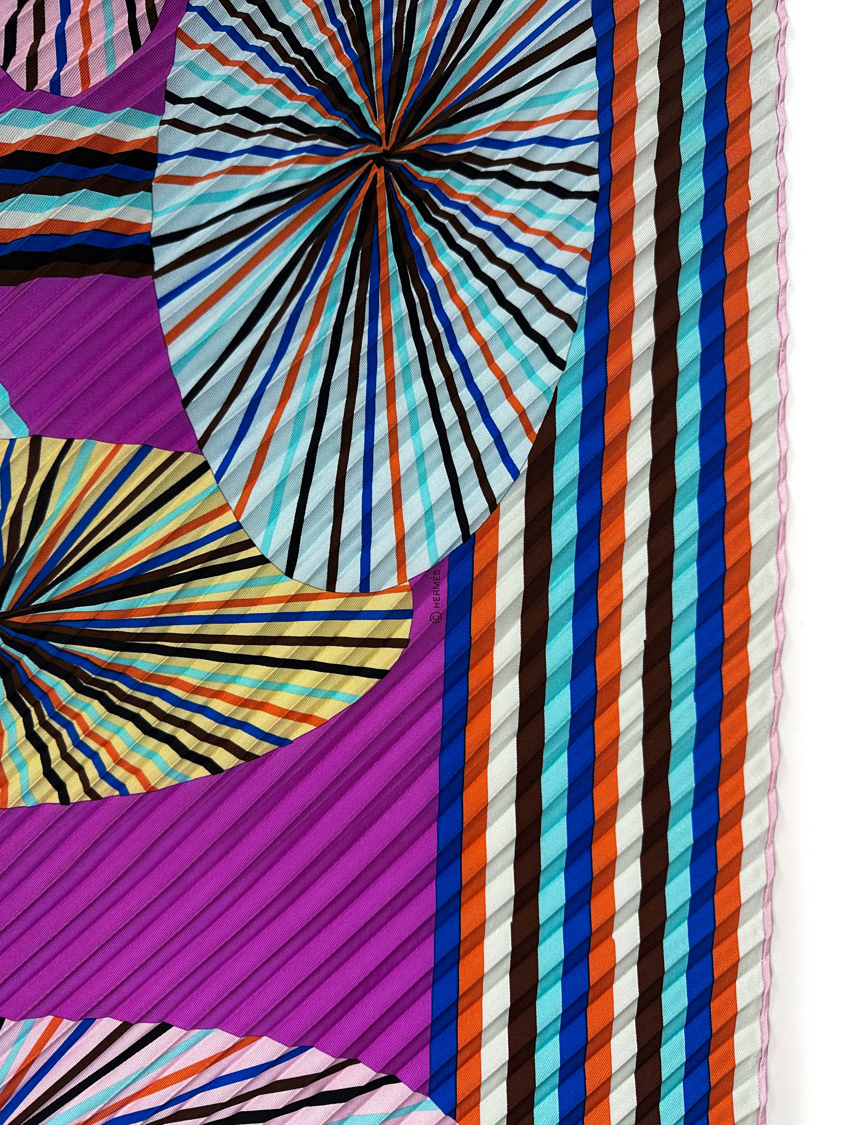 Hermès Flores Del Este Silk Plissé 140