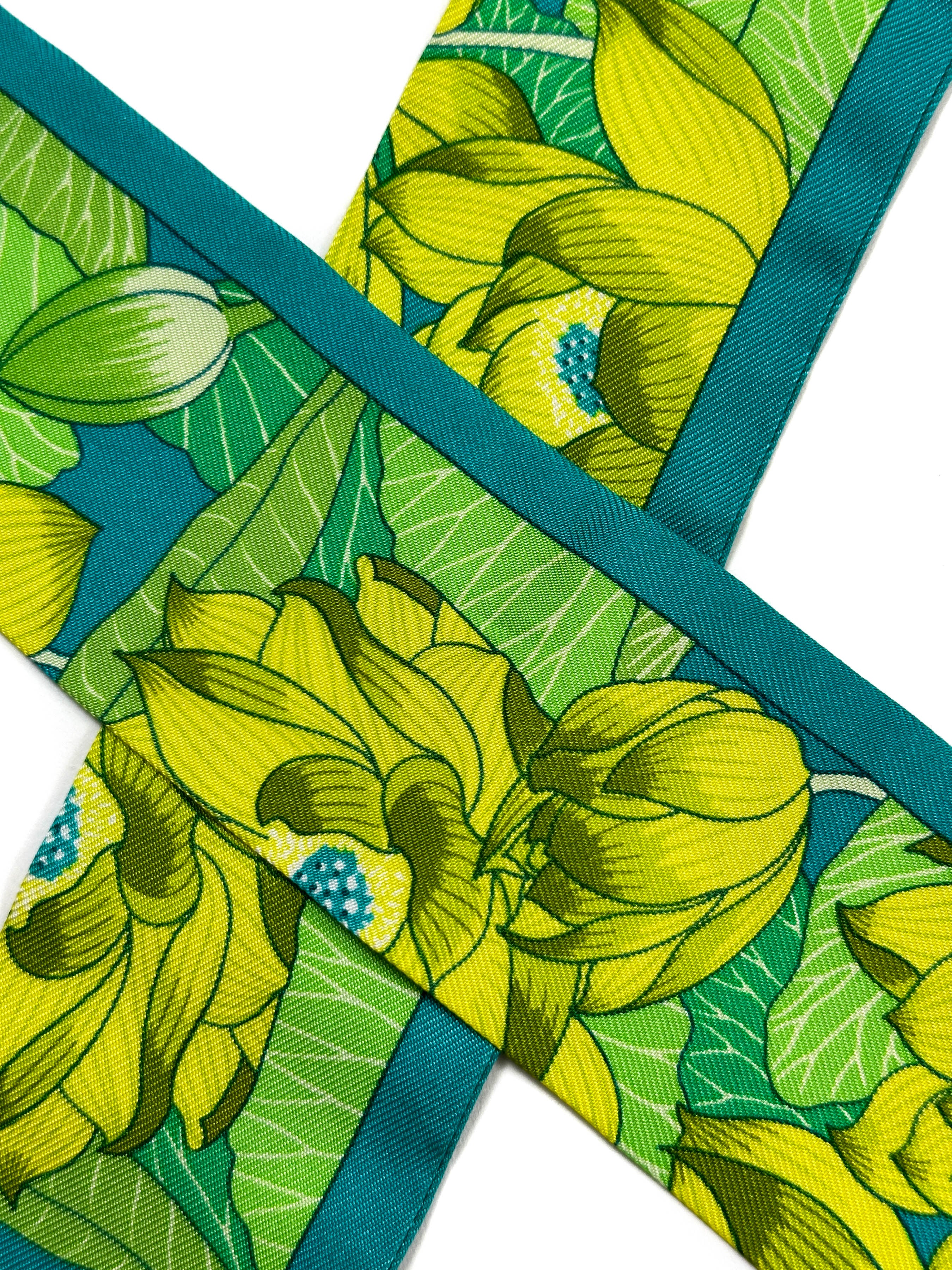 Hermès Fleurs de Lotus Twilly
