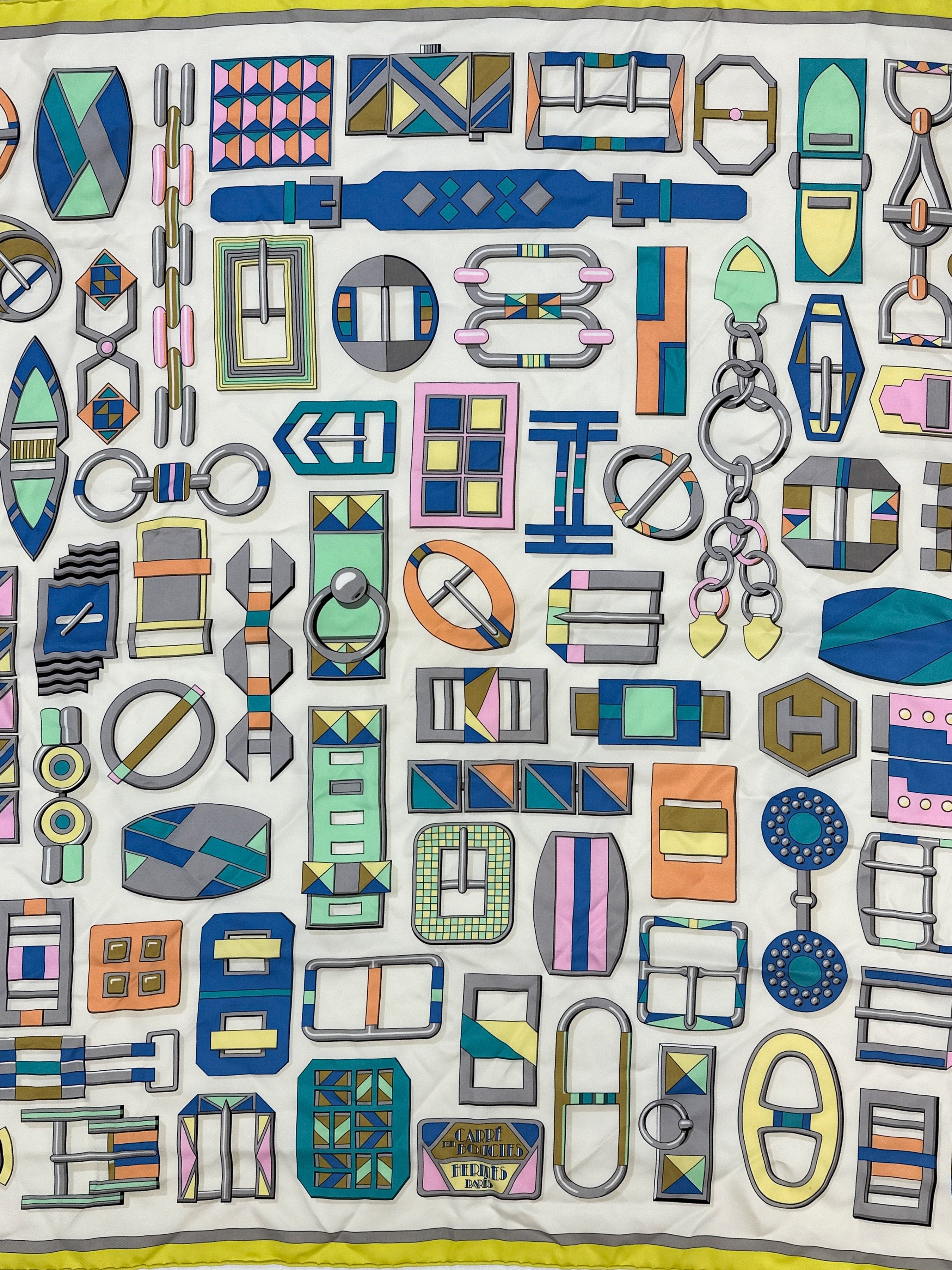 Hermès Carré en Boucles 90