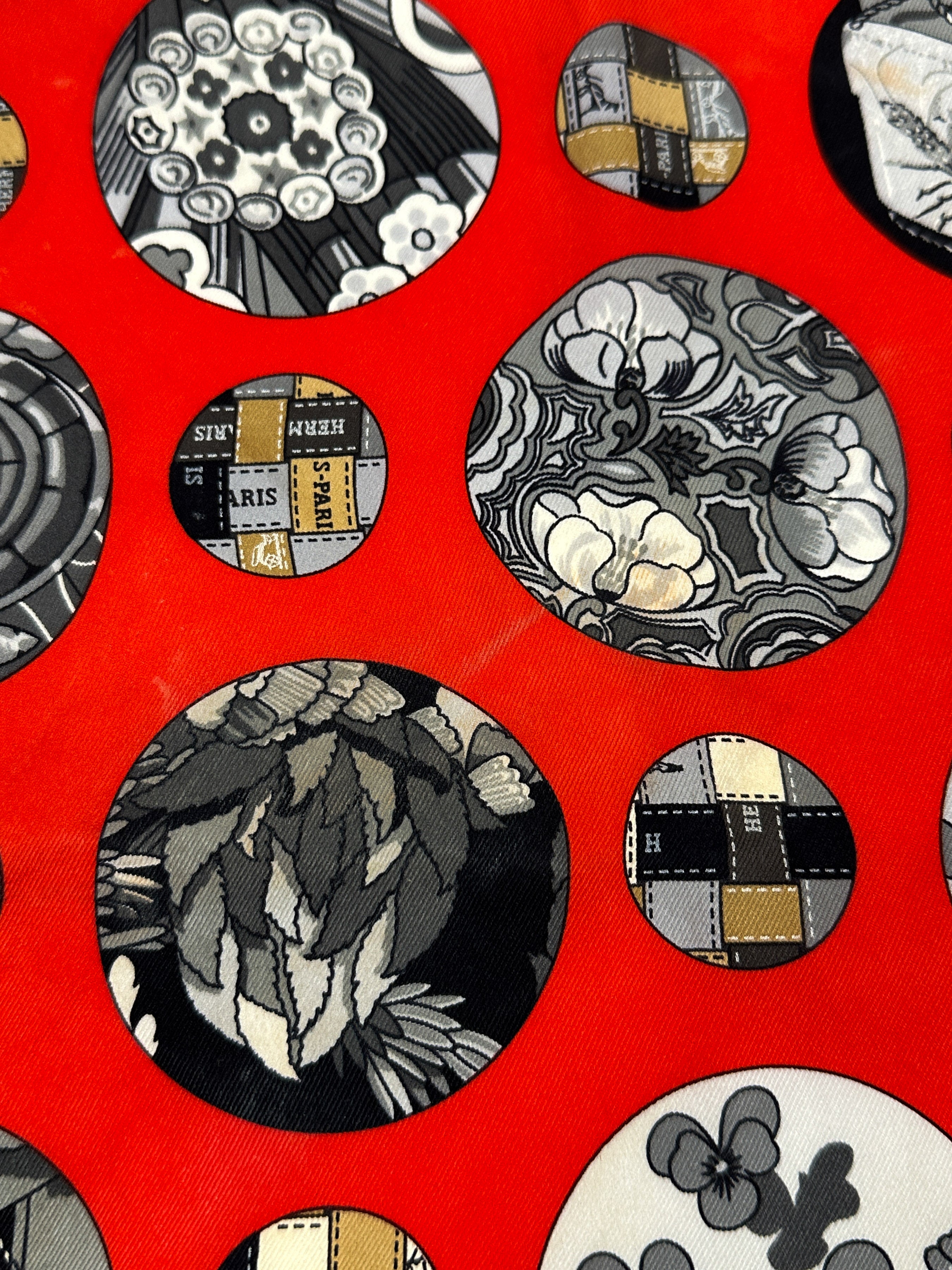 Hermès Pois de Soie 70