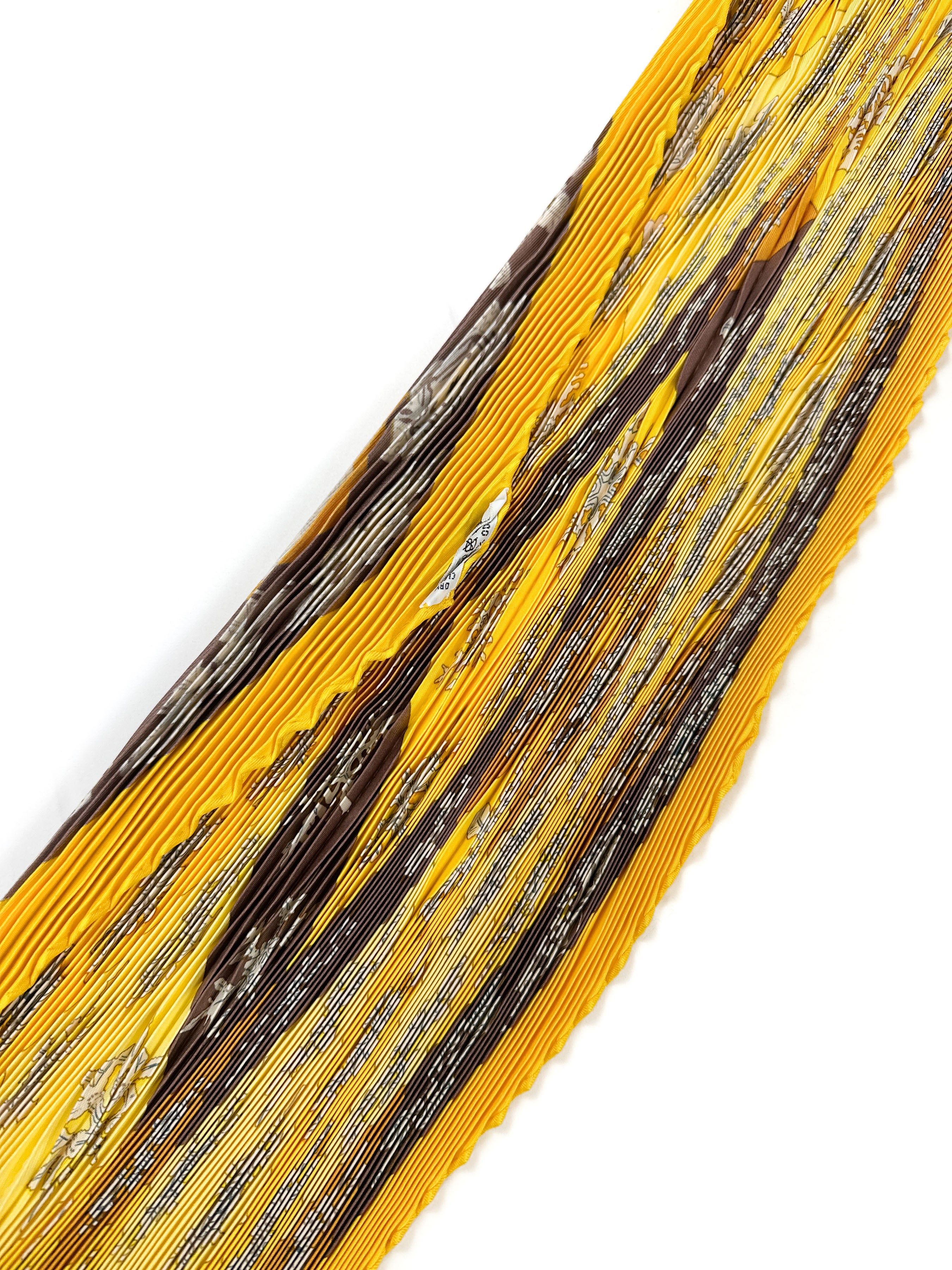 Hermès Feux de L'Hiver Plissé 90