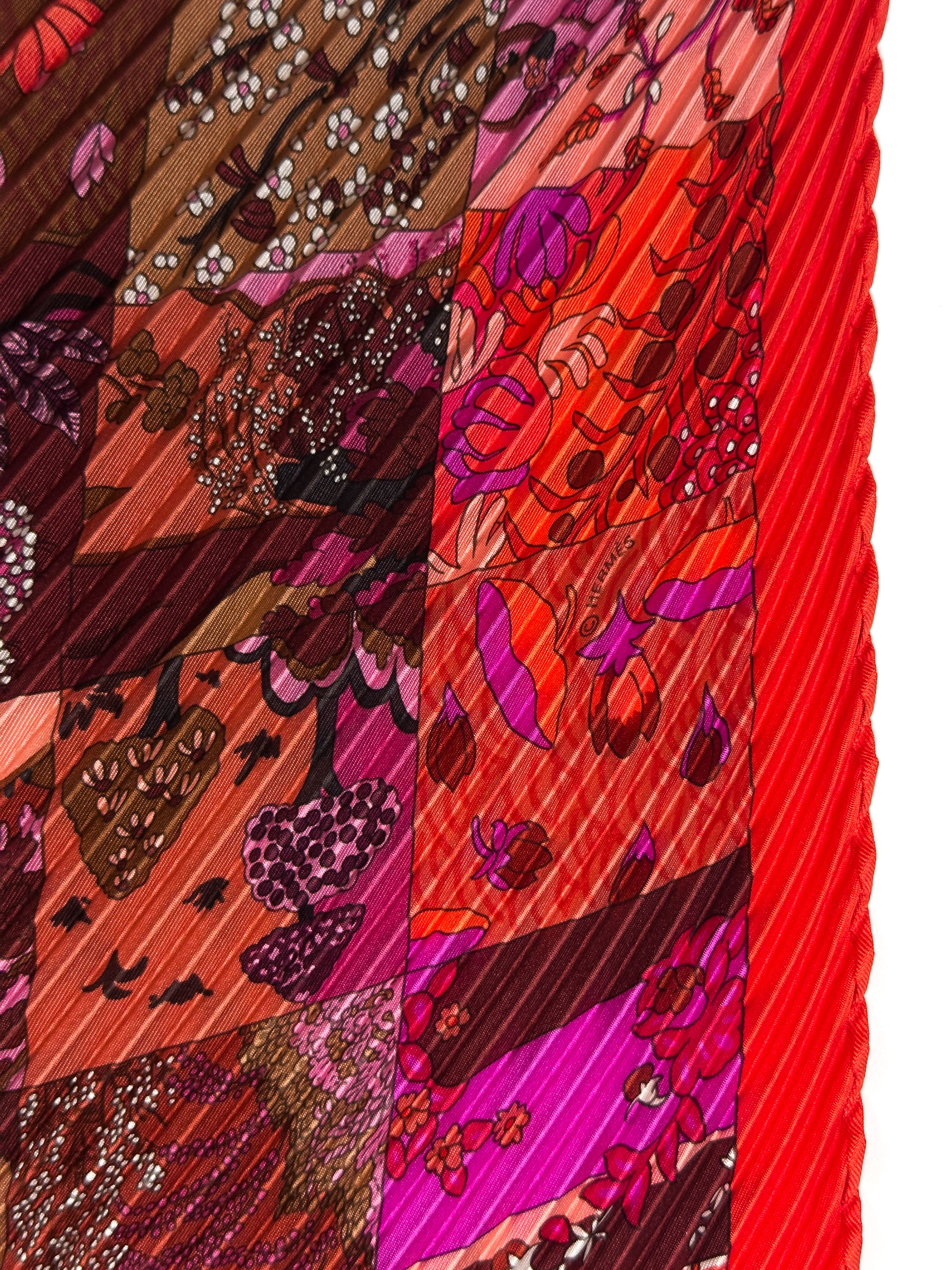 Hermès Tout en Quilt Plissé 90